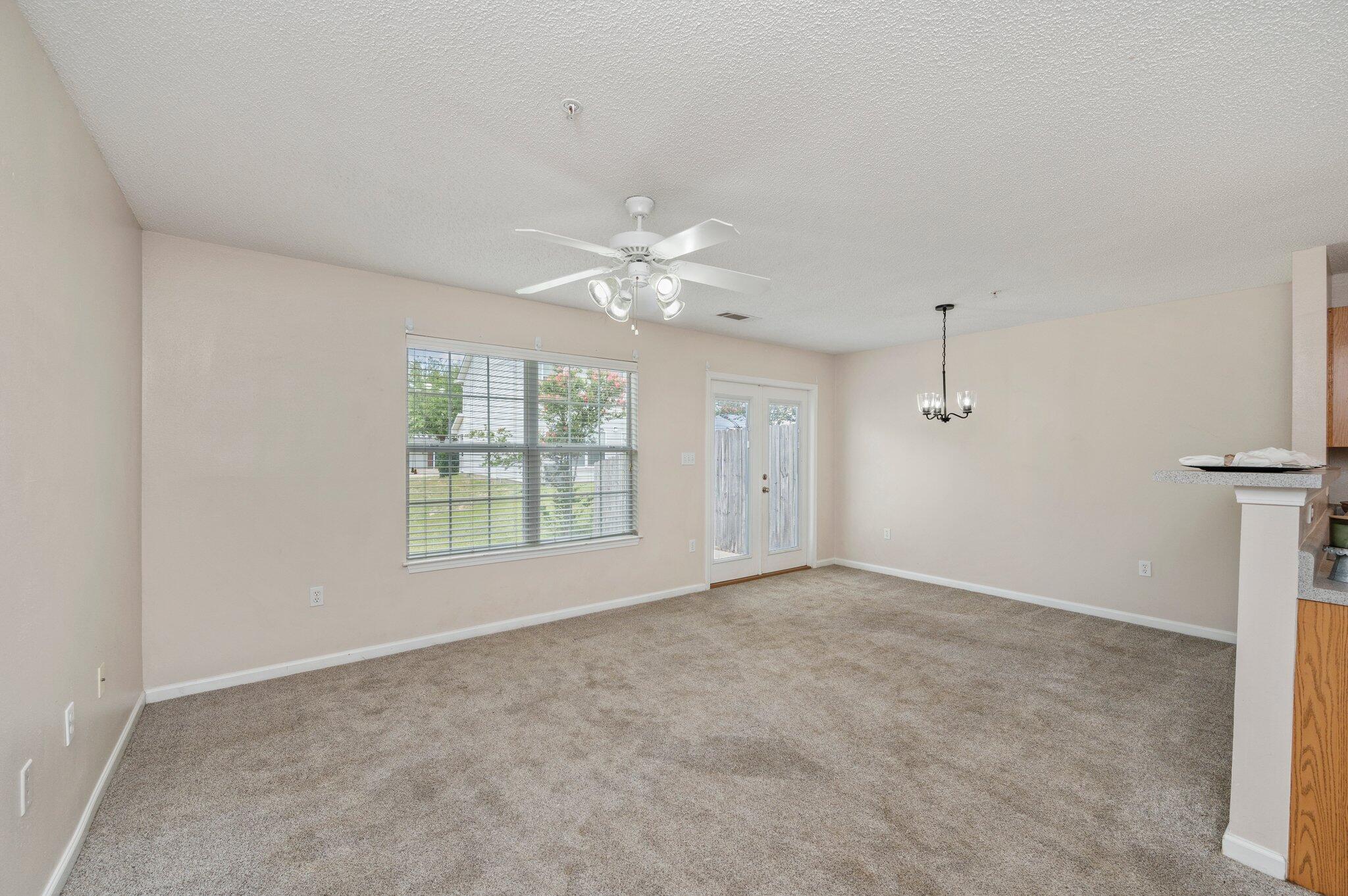 Rolling Pines T/H - Residential