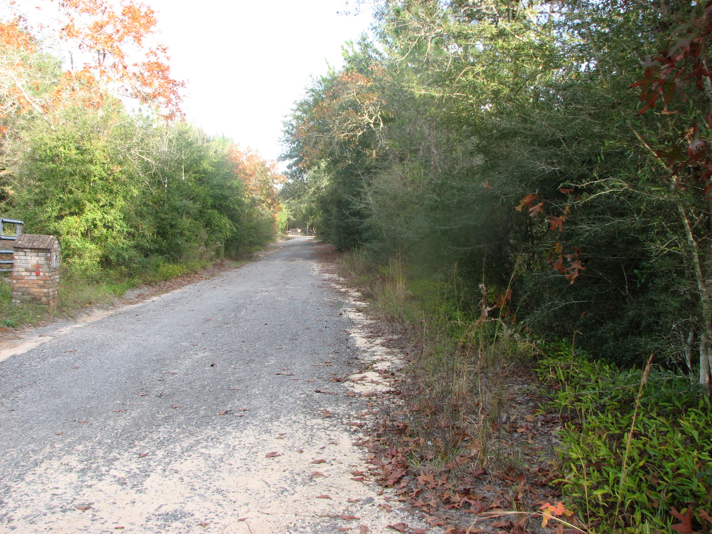 LAKEWOOD ESTATES - Land