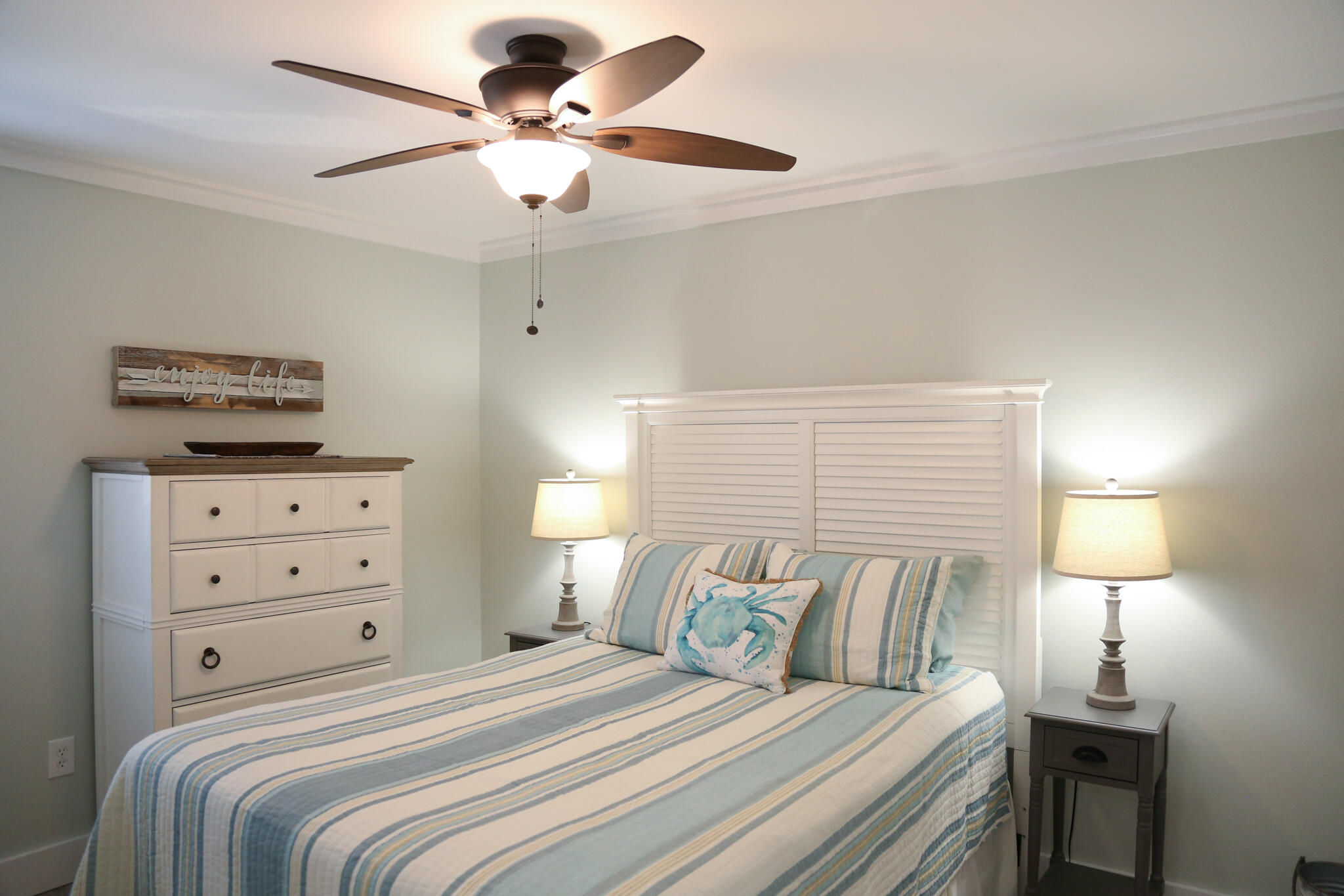 BEACHWOOD VILLAS CONDO - Residential