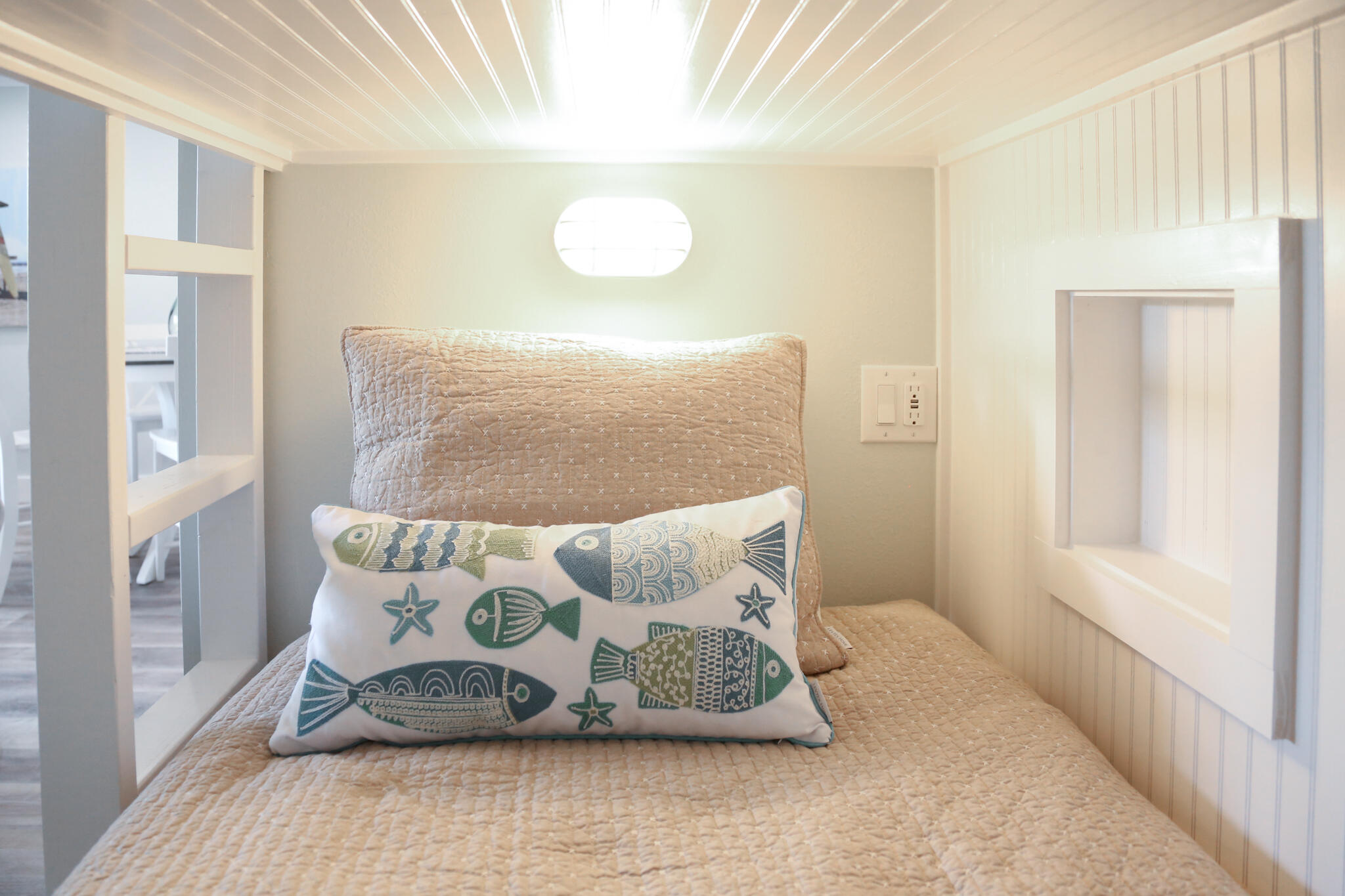 BEACHWOOD VILLAS CONDO - Residential