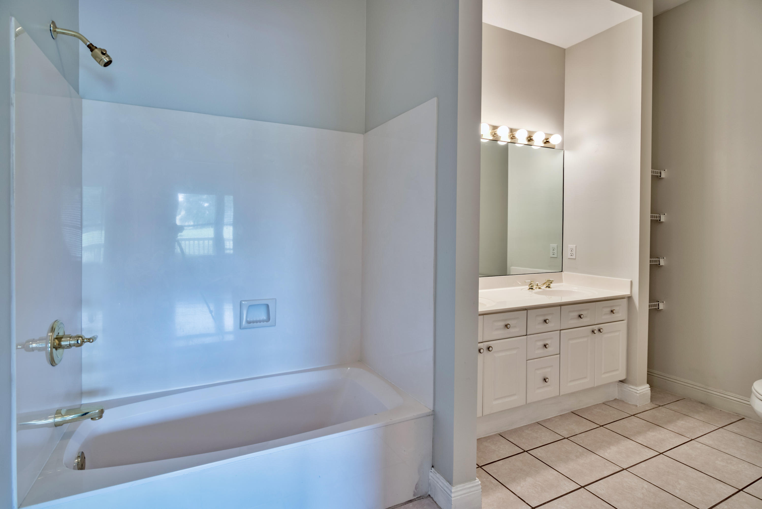 SEASCAPE CONDO PH 10 - Residential