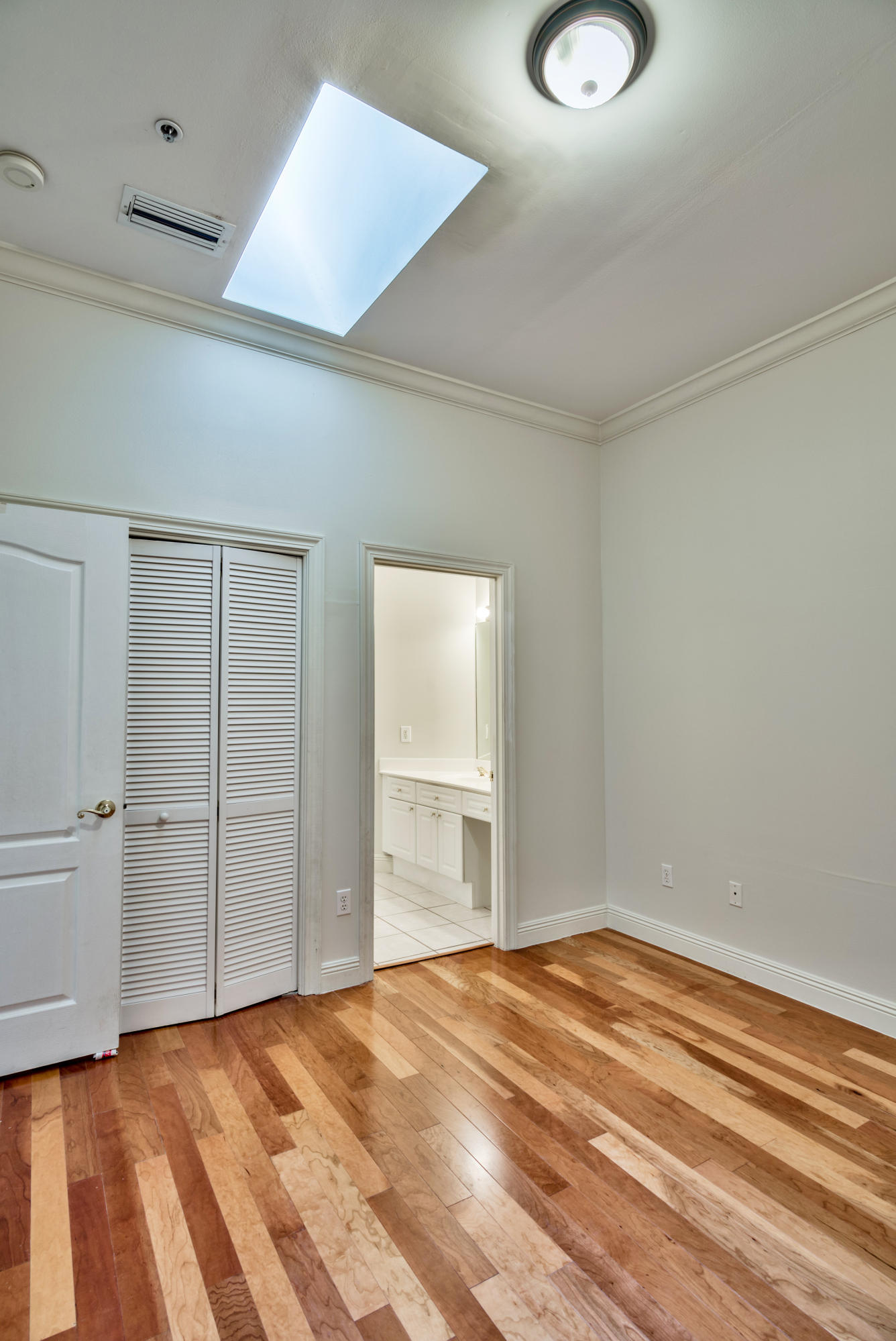 SEASCAPE CONDO PH 10 - Residential