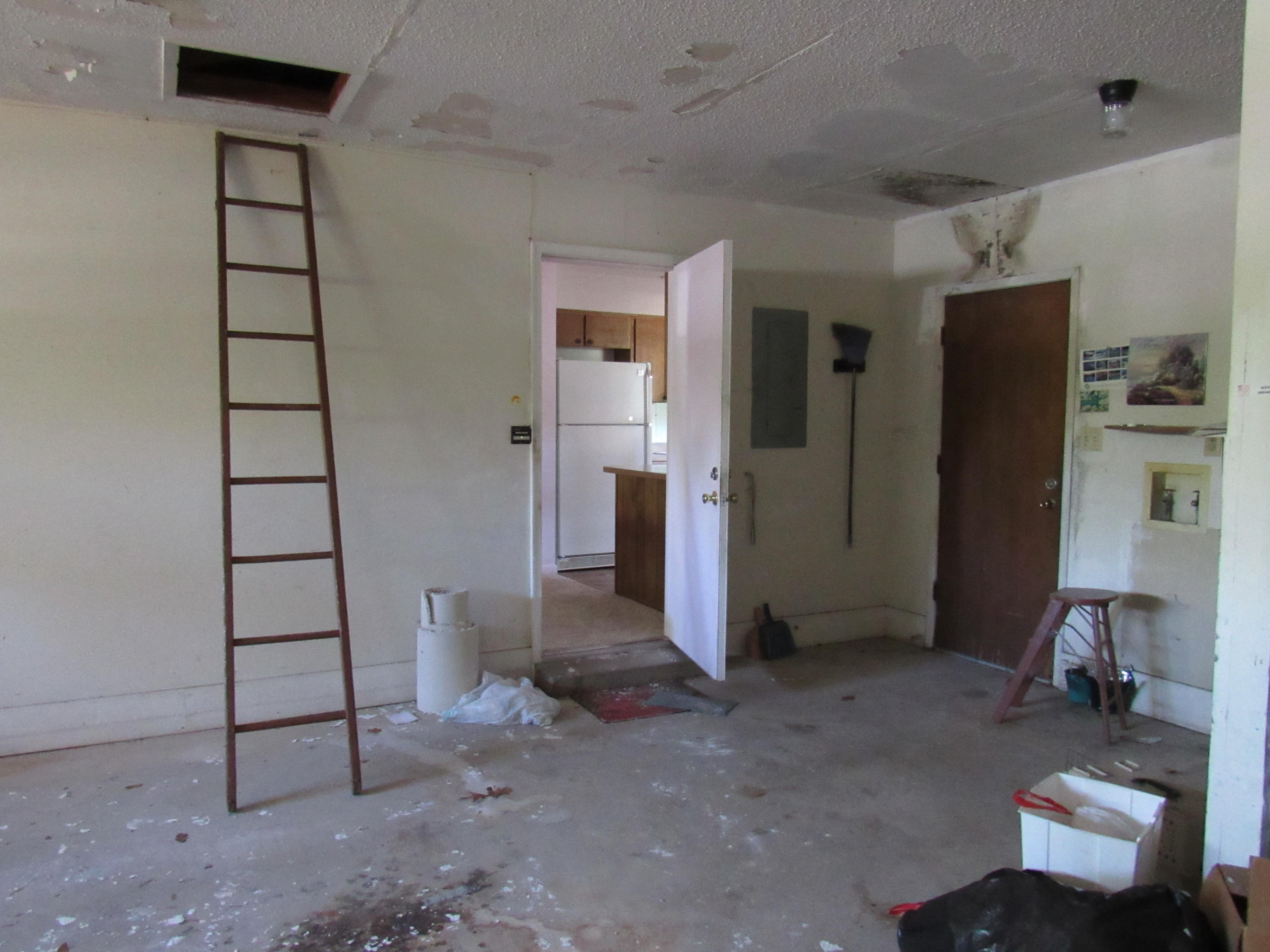 BLUEWATER BAY VILLAGE - Residential