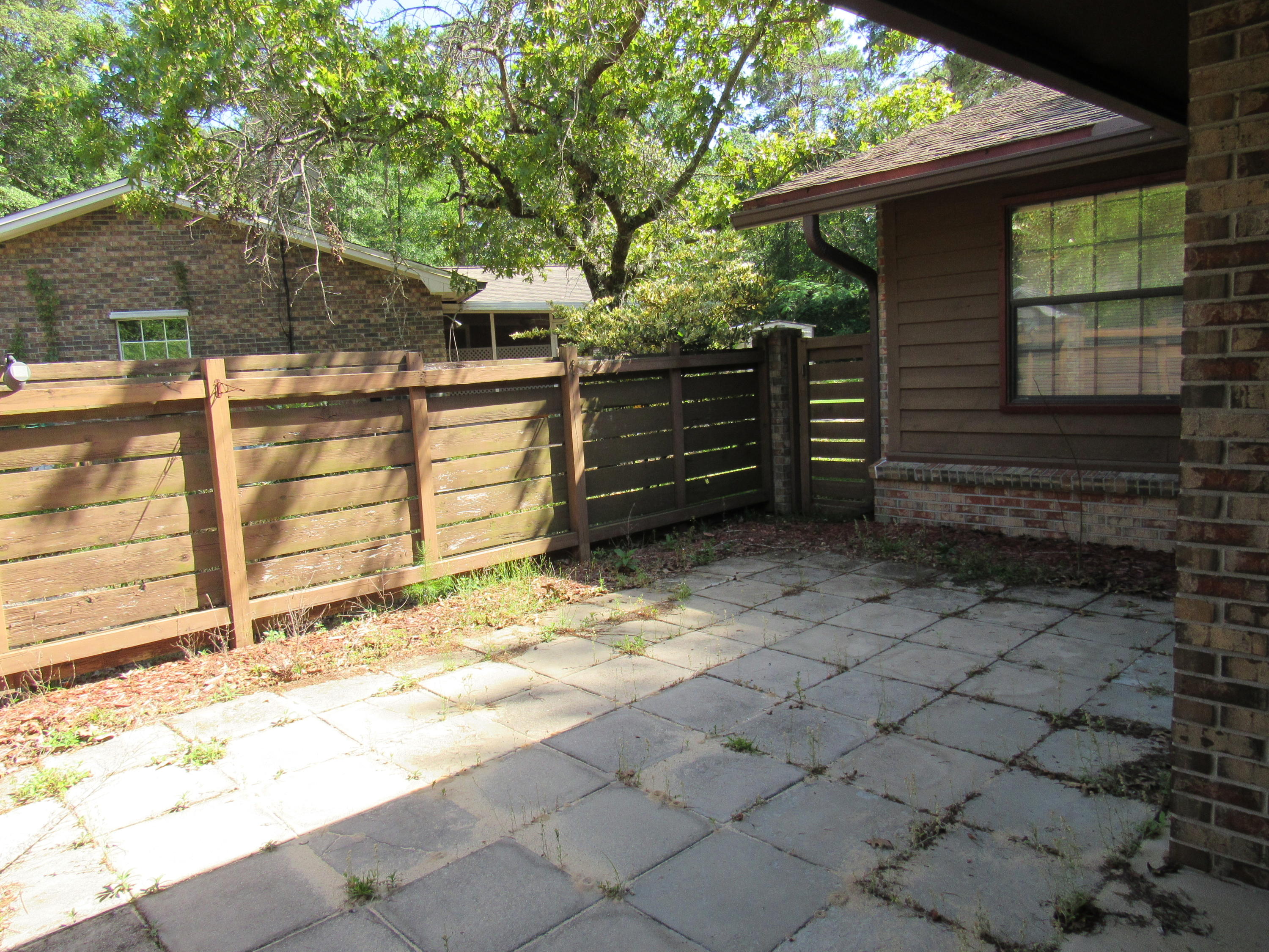 BLUEWATER BAY VILLAGE - Residential