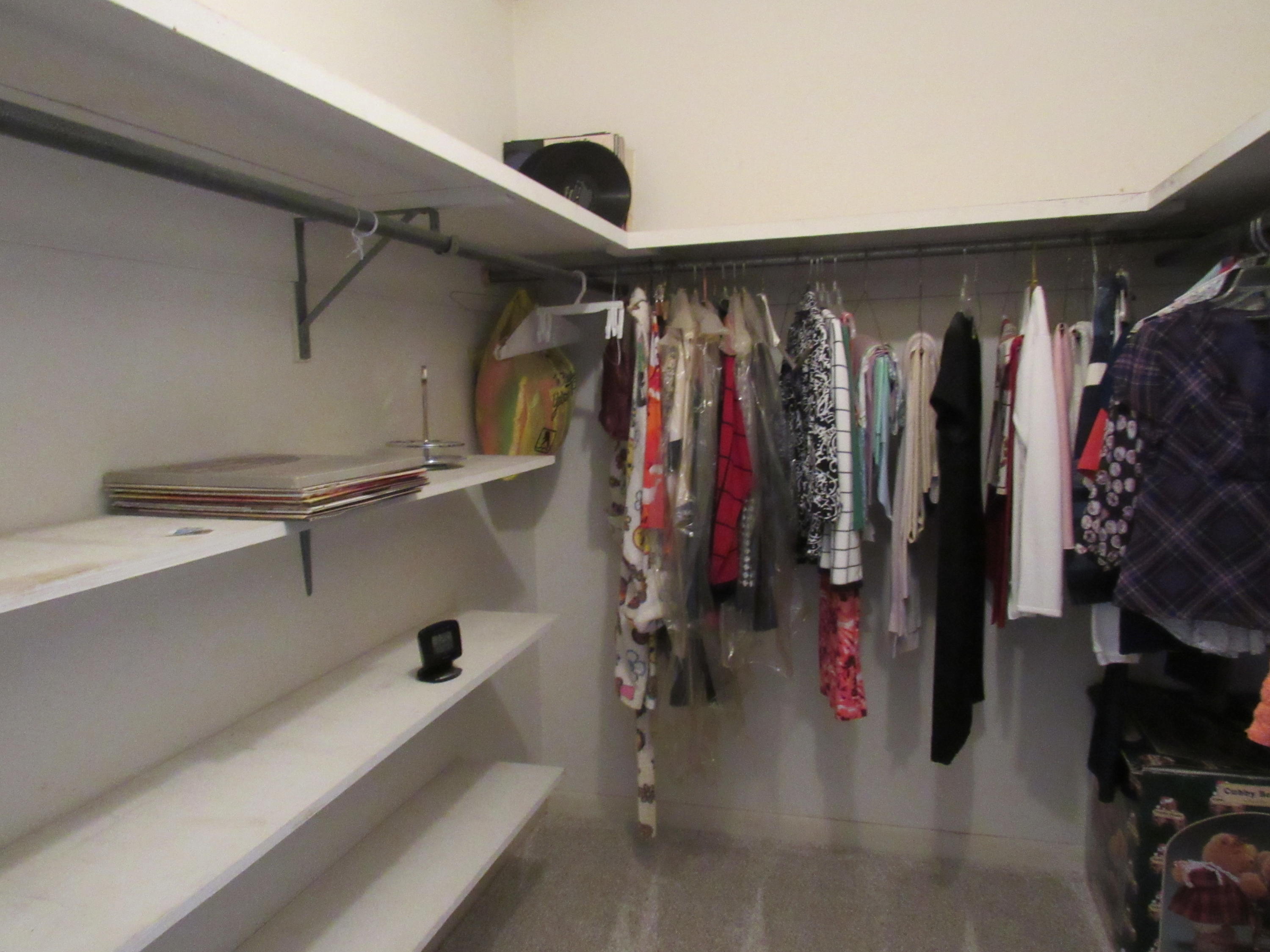 BLUEWATER BAY VILLAGE - Residential