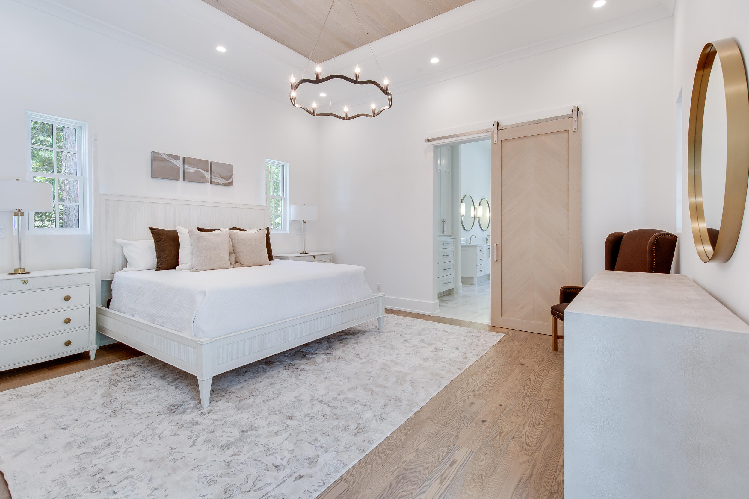 CHURCHILL OAKS - Residential