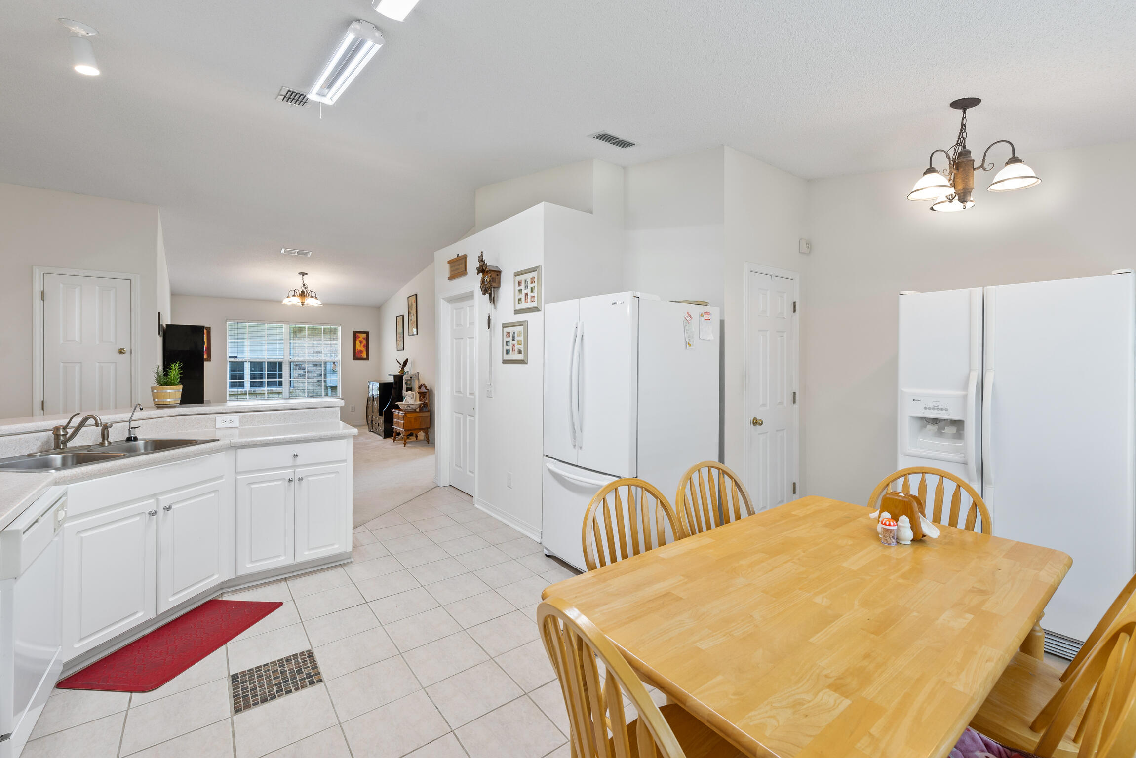 KINGSFIELD COURTYARD - Residential