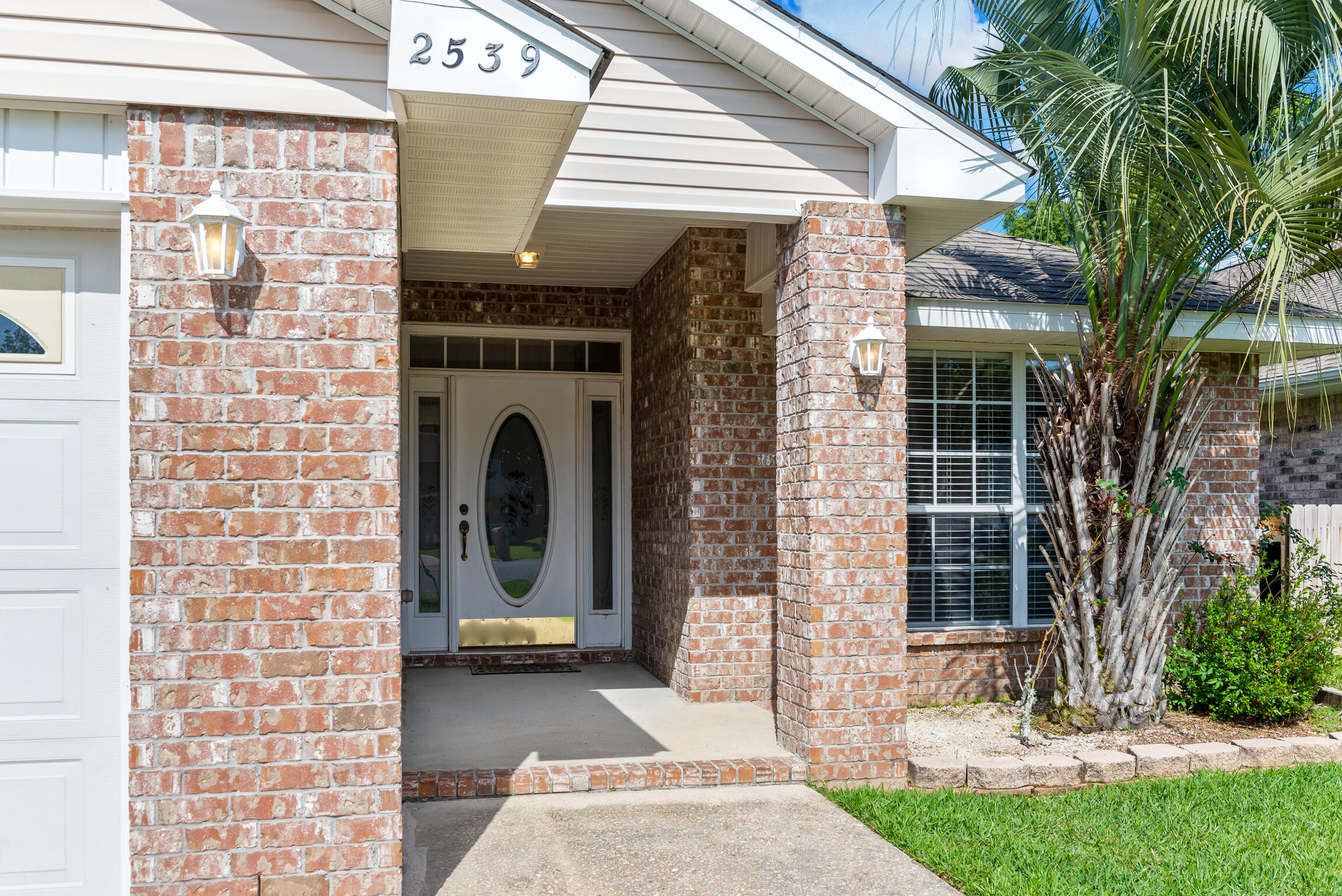 KINGSFIELD COURTYARD - Residential