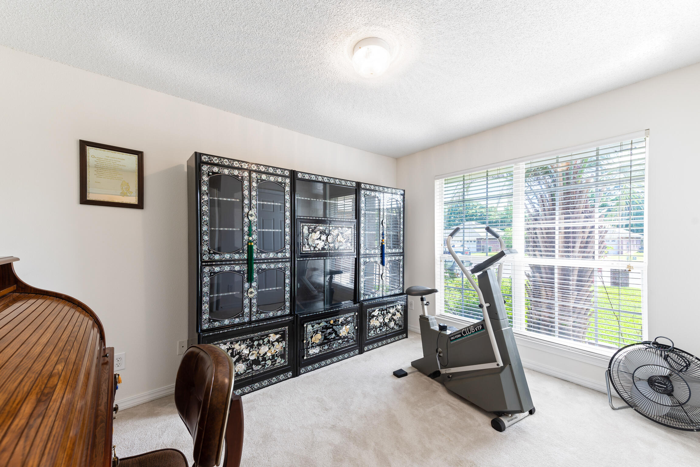 KINGSFIELD COURTYARD - Residential