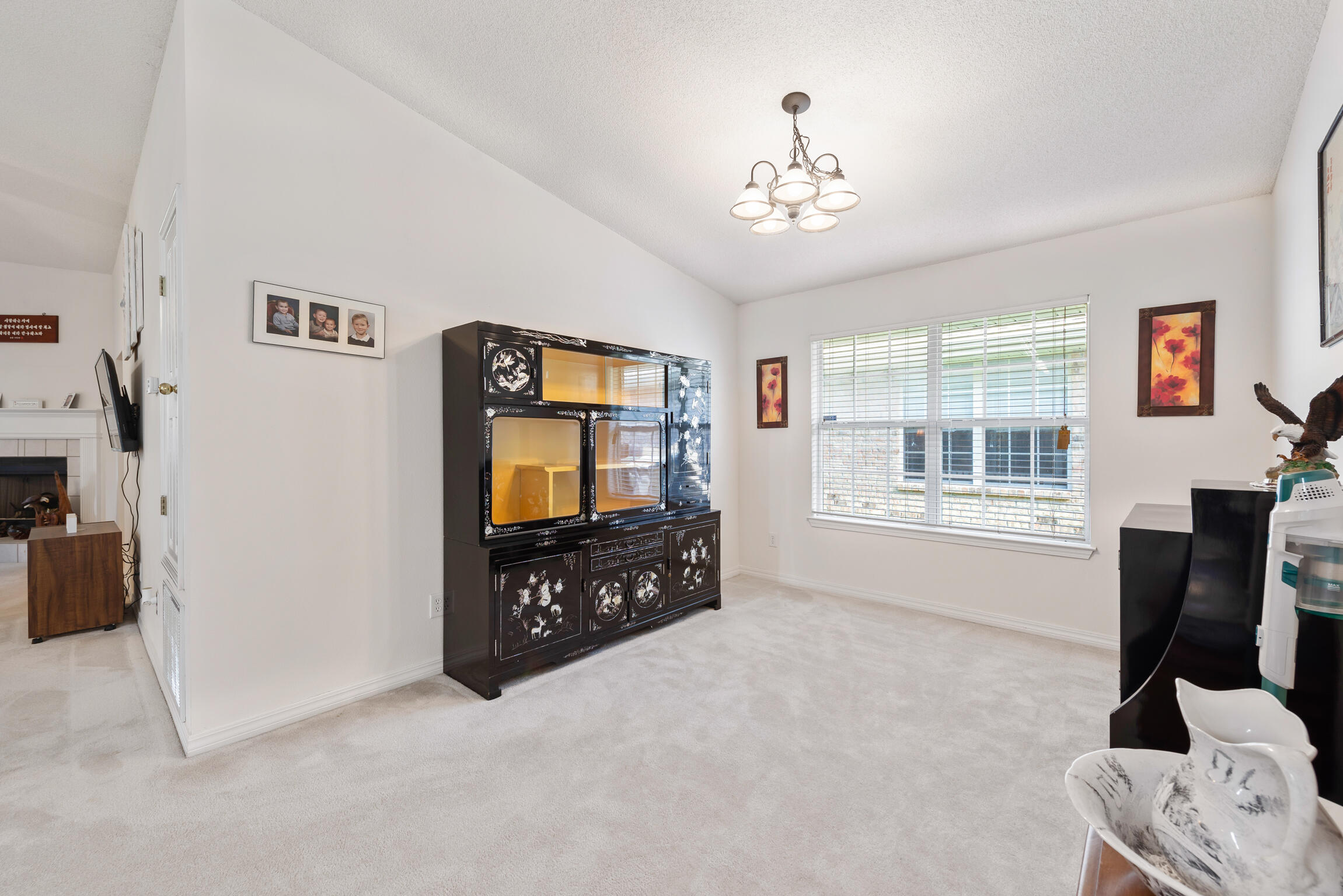 KINGSFIELD COURTYARD - Residential