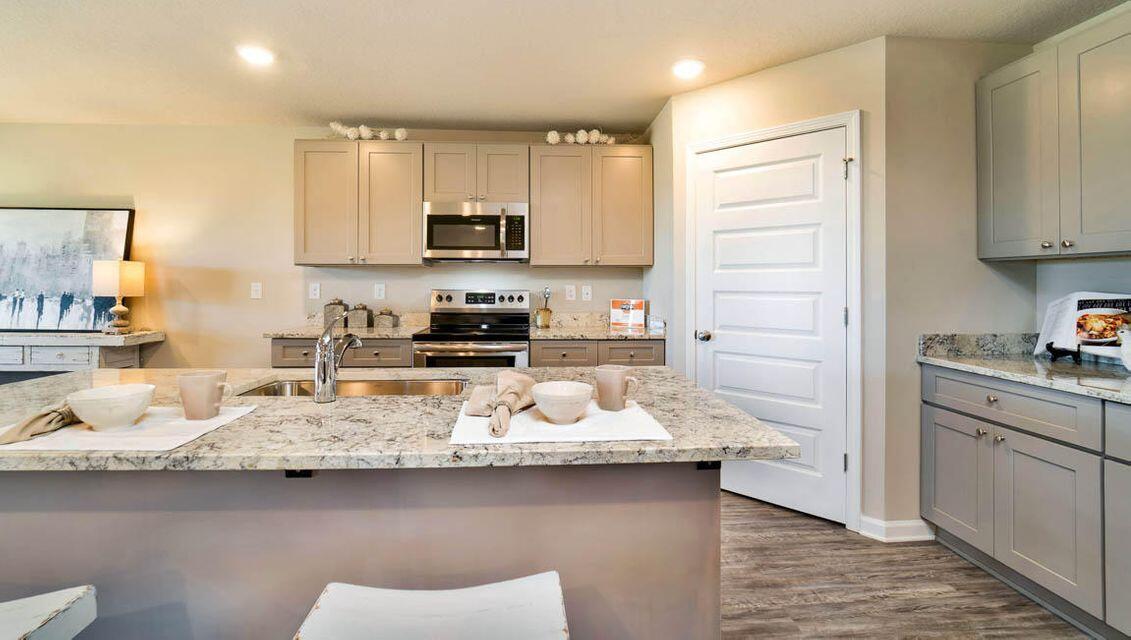 HAMMOCK BAY - Residential Lease