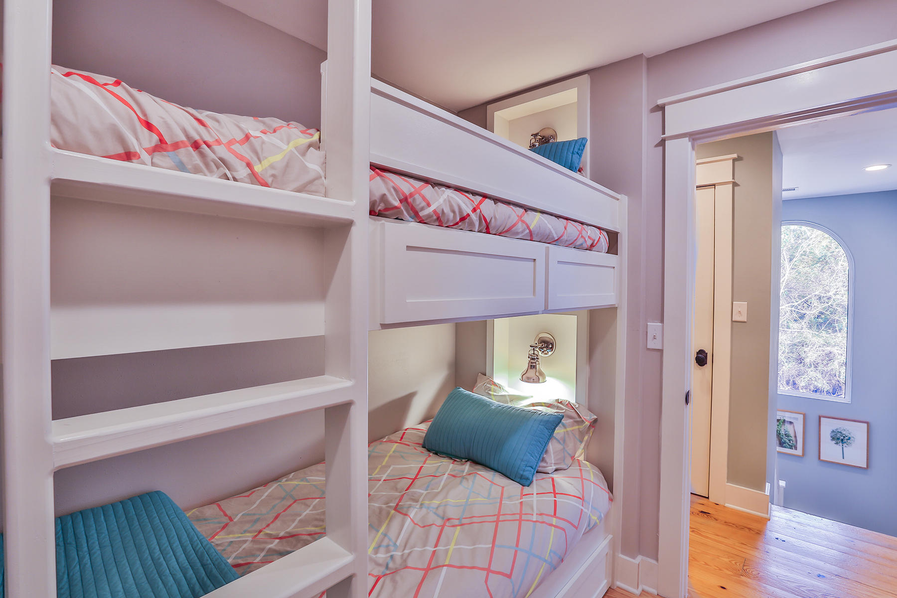 HOLIDAY SHORES ESTATES - Residential