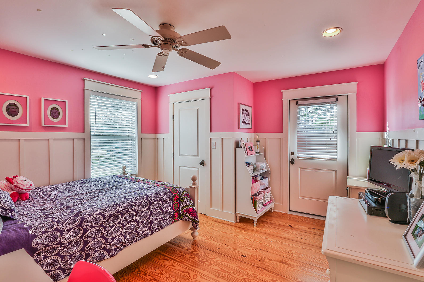 HOLIDAY SHORES ESTATES - Residential