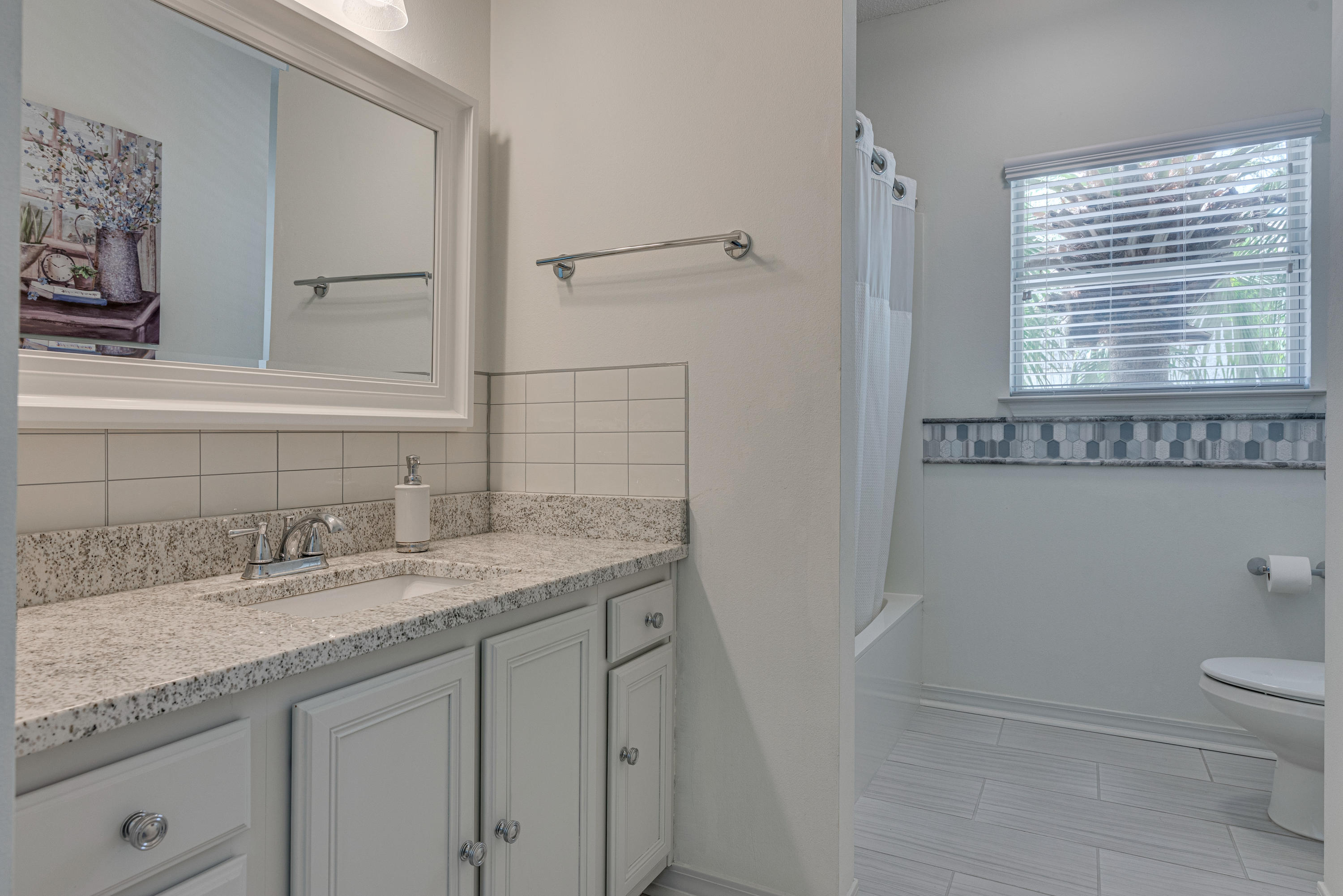 HIDDEN CREEK AT HOLLEY BY THE SEA - Residential