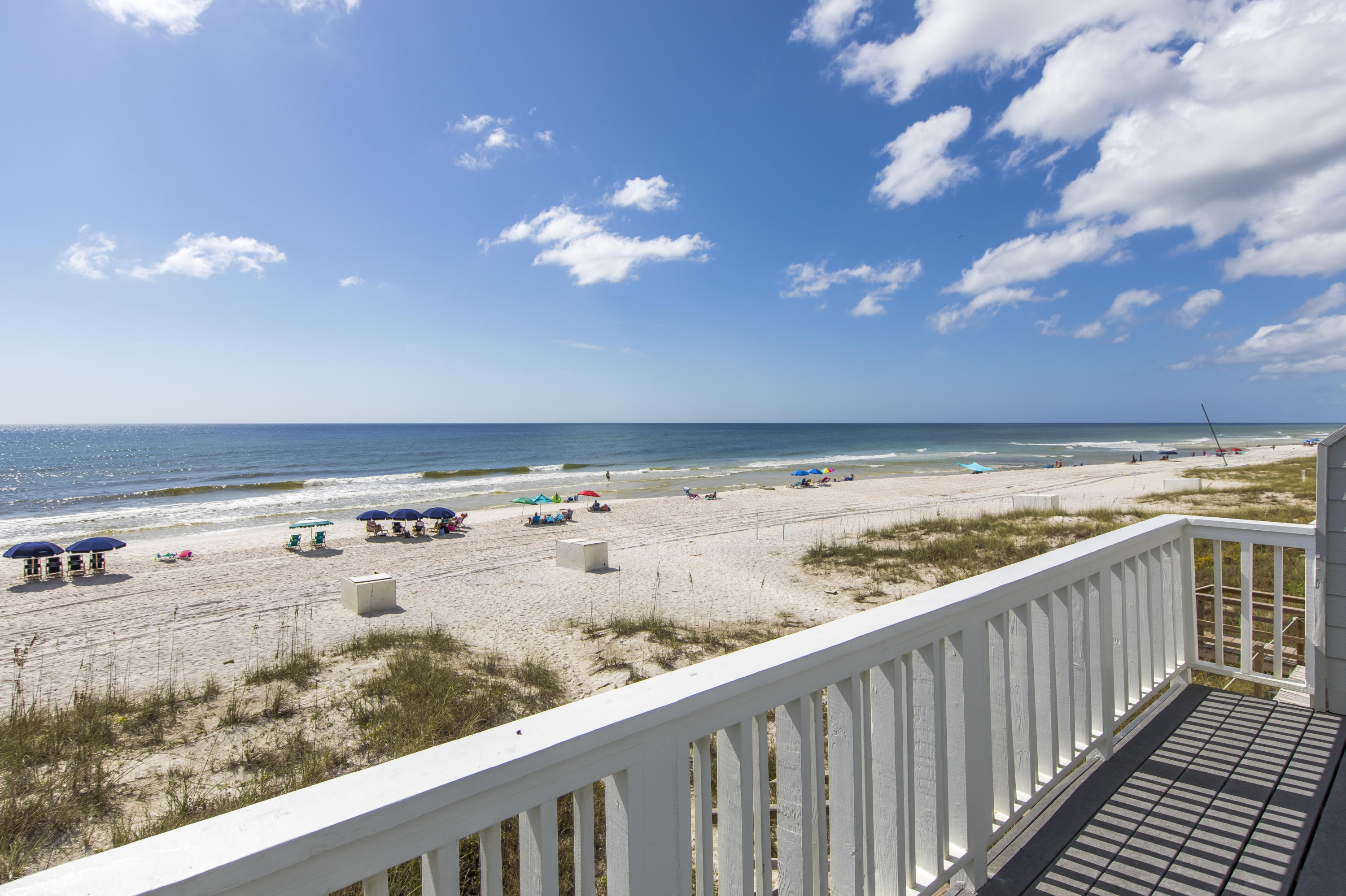 SHORELINE T/H - Residential