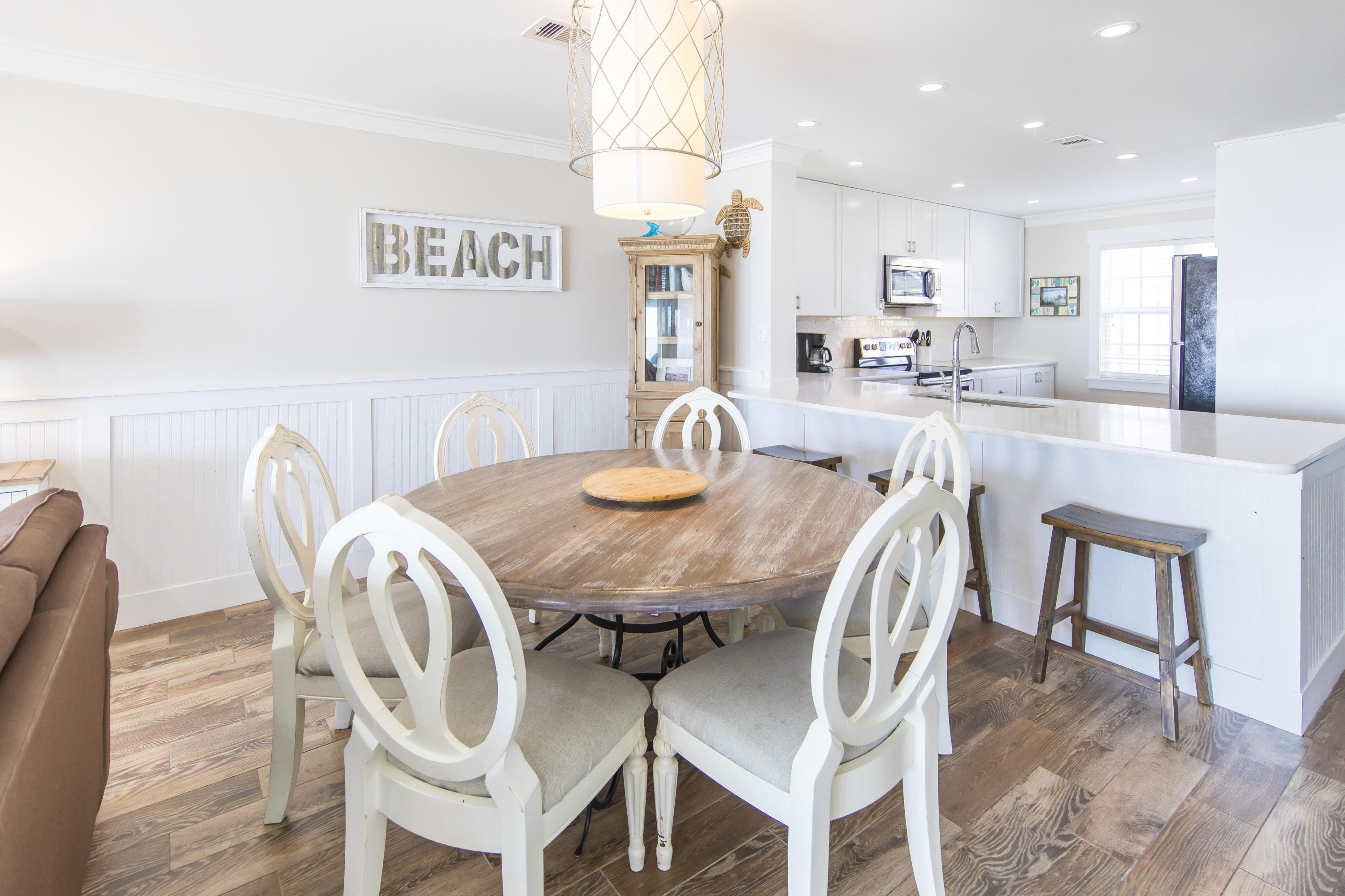 SHORELINE T/H - Residential