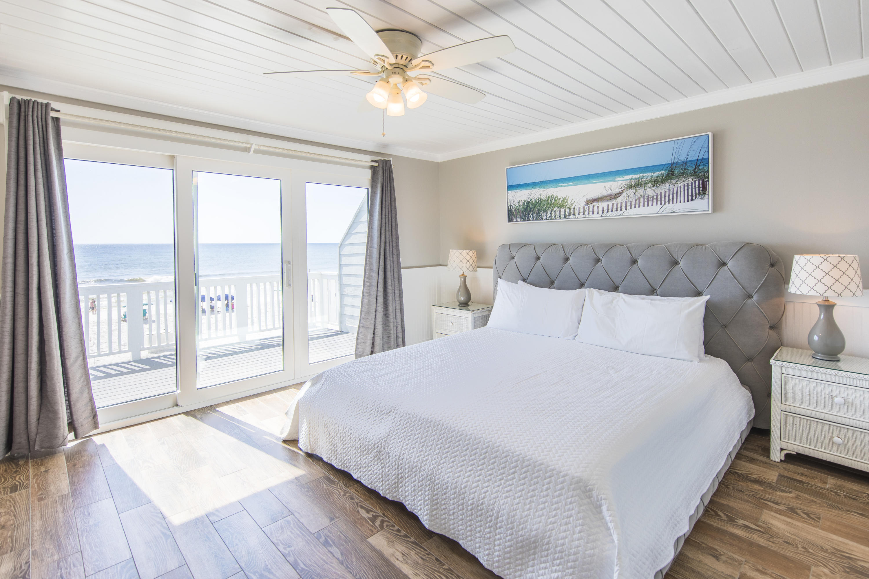 SHORELINE T/H - Residential