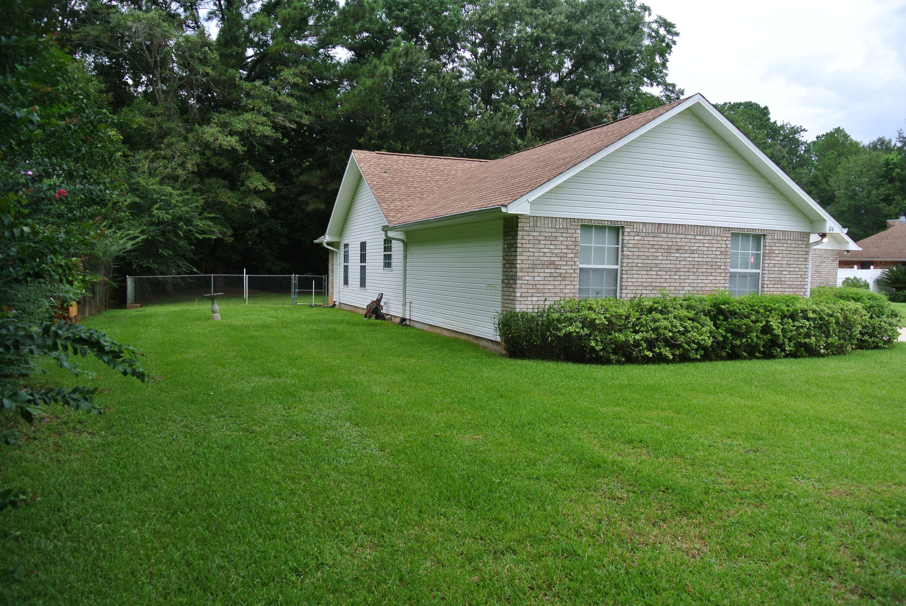 DOGWOOD ESTATES - Residential