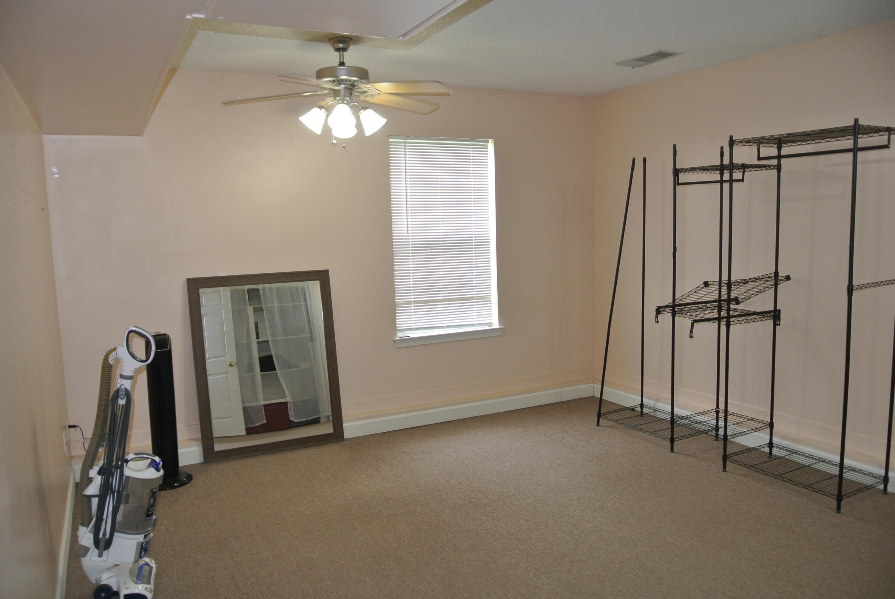 DOGWOOD ESTATES - Residential