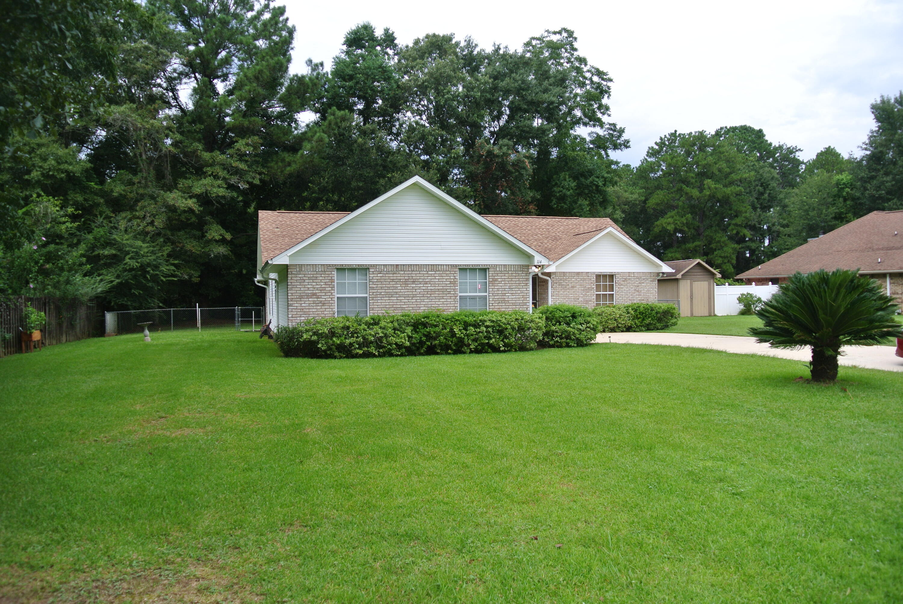 DOGWOOD ESTATES - Residential