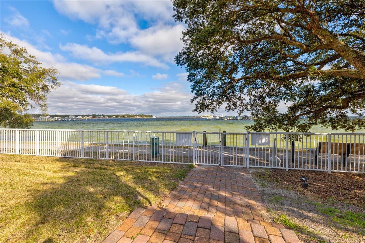 Destin West Beach and Bay Resort - Residential