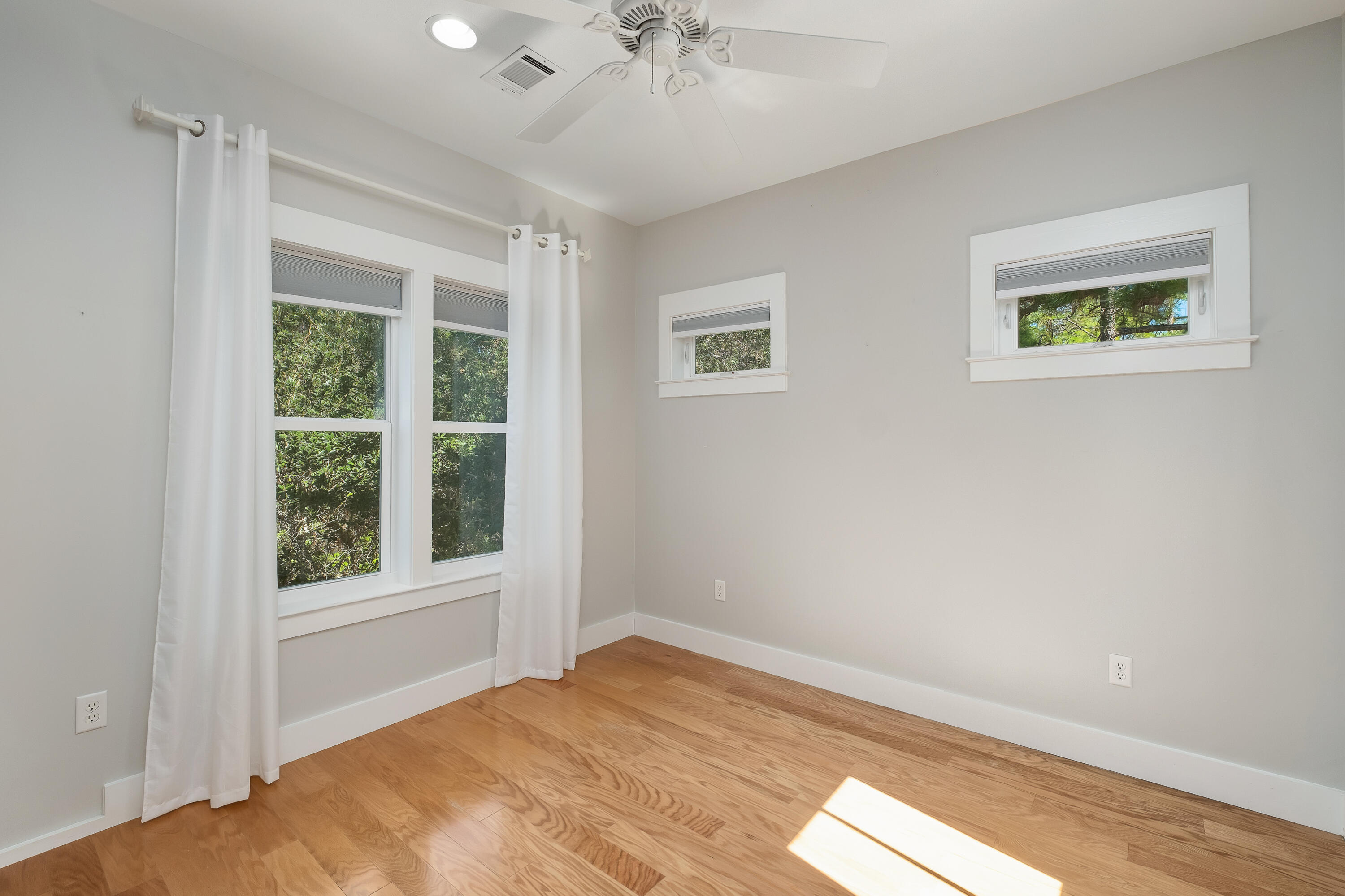 GROVE BY THE SEA 2ND ADDN - Residential