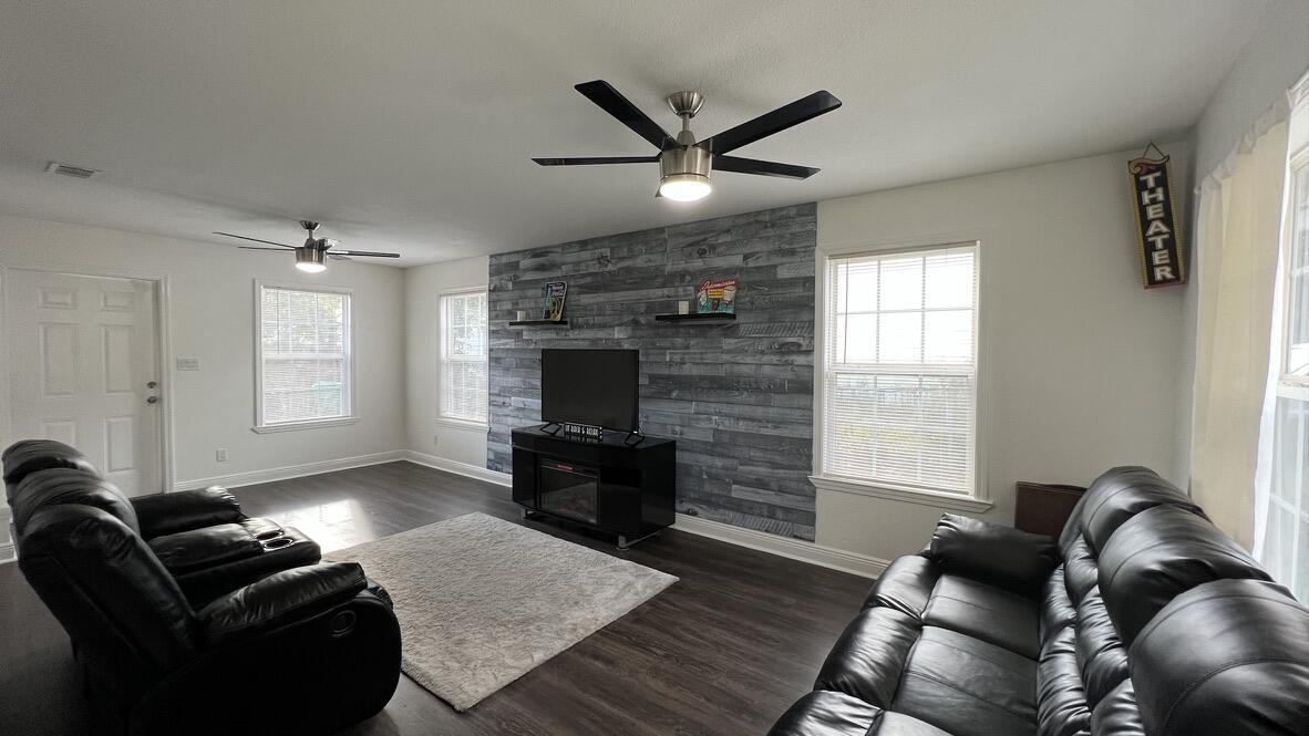 SHOAL CREEK S/D - Residential