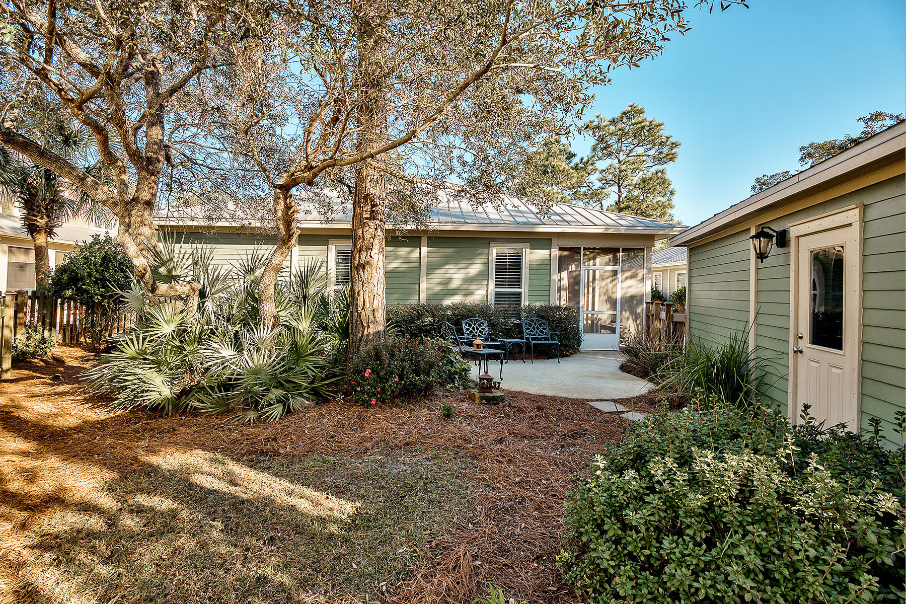 CRYSTAL LAKE AT SANDESTIN - Residential