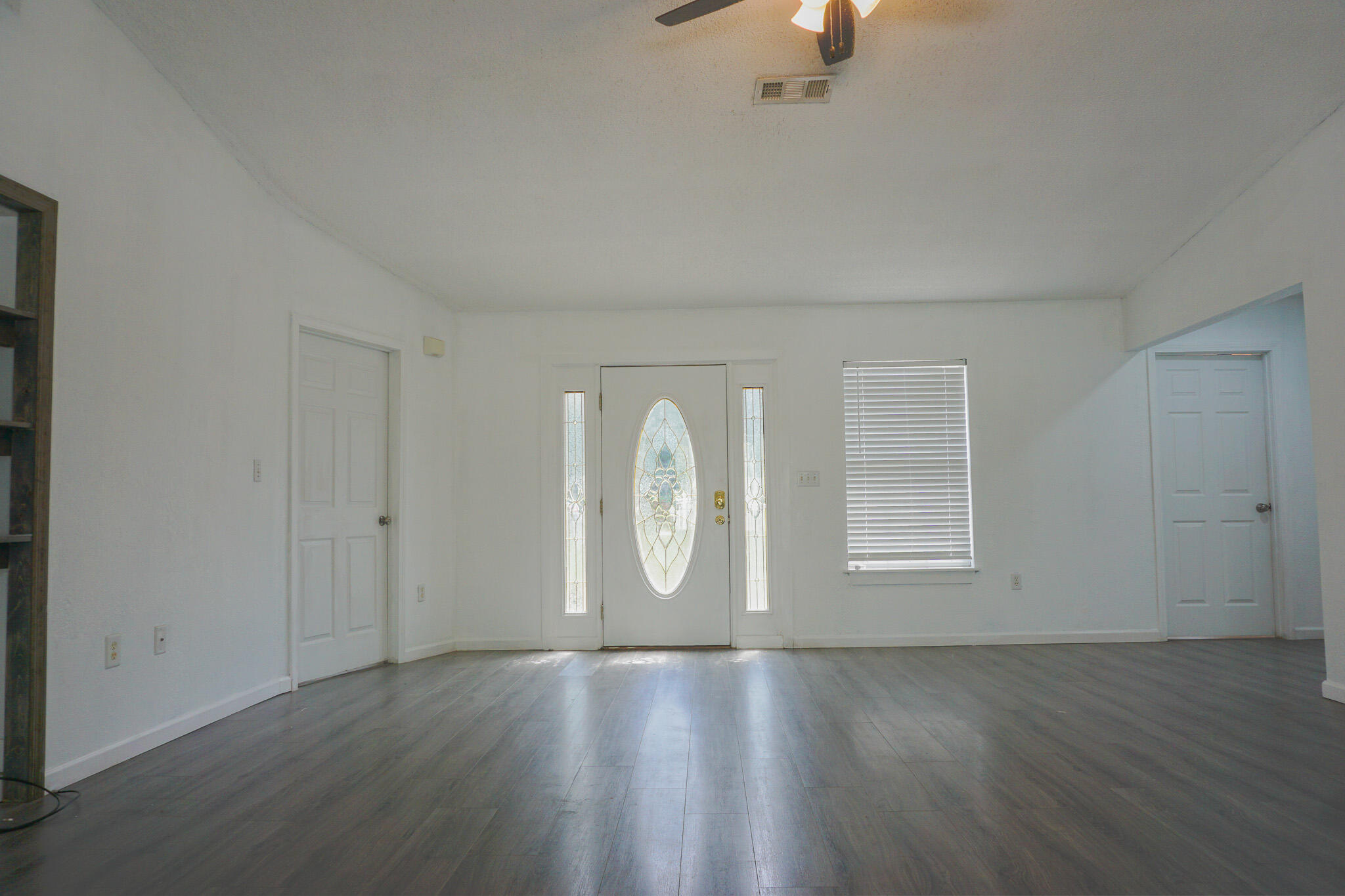 COUNTRYVIEW ESTATES 1ST ADDN - Residential Lease