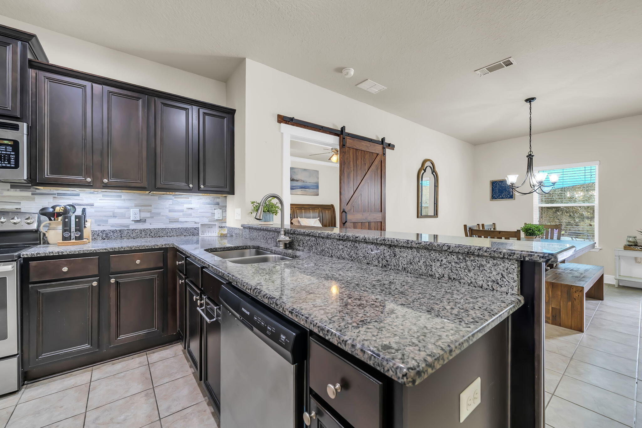 HAMMOCK BAY - Residential