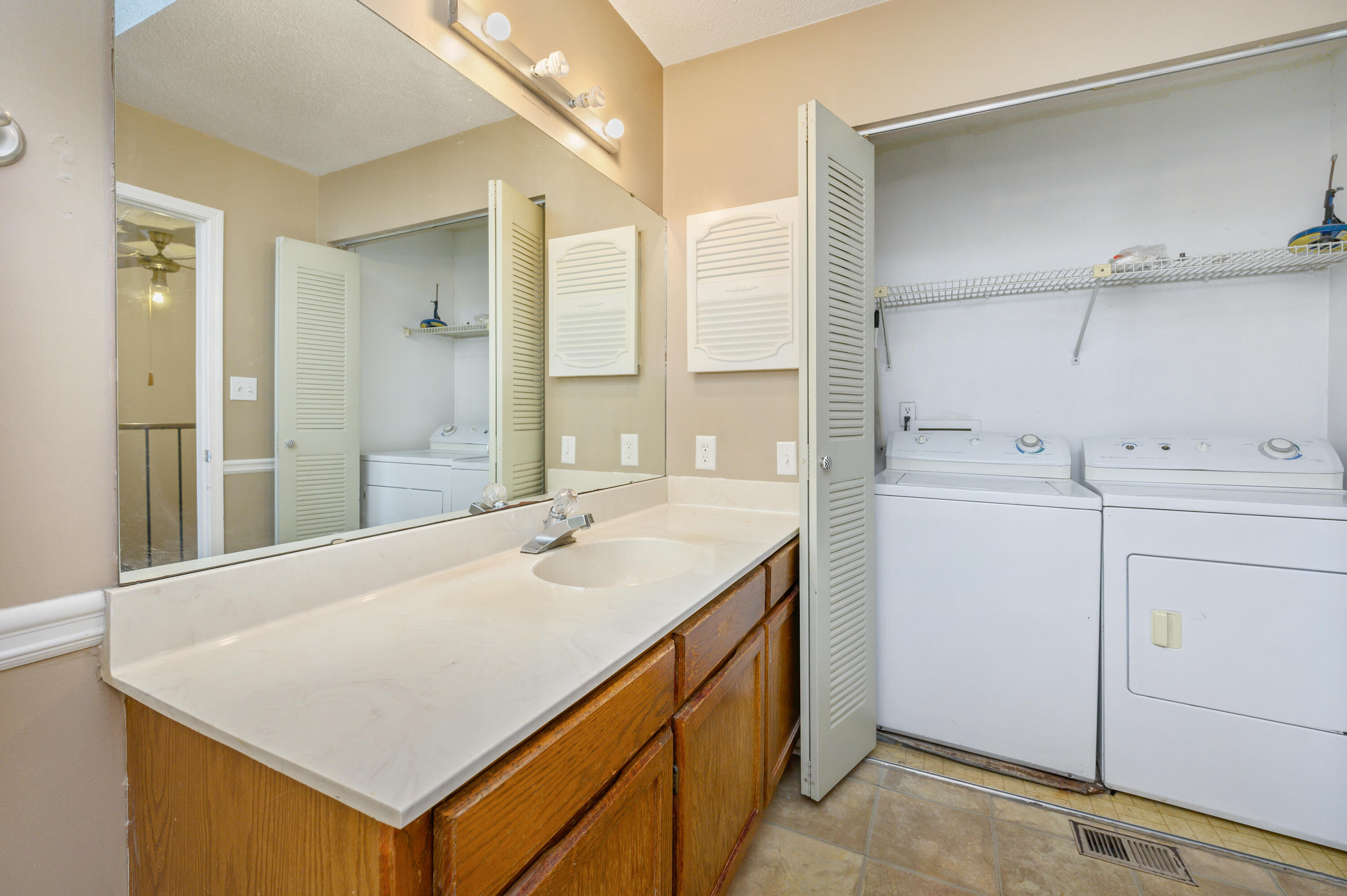 NEW WALTON VILLAGE - Residential