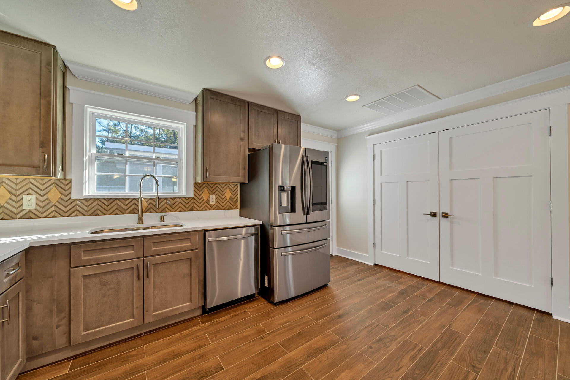 OAKWOOD HILLS UNIT 1 - Residential