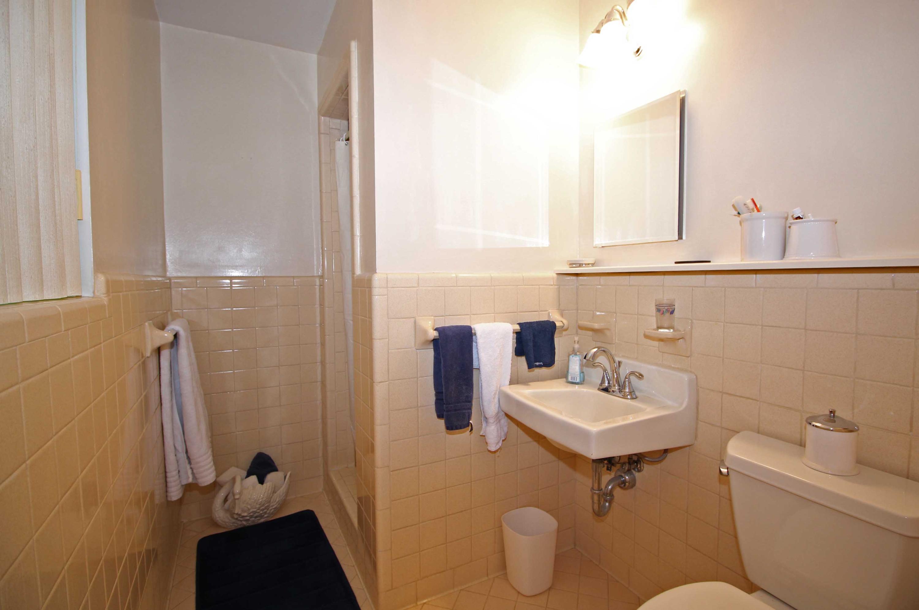 COLONY ESTATES 2ND ADDN - Residential