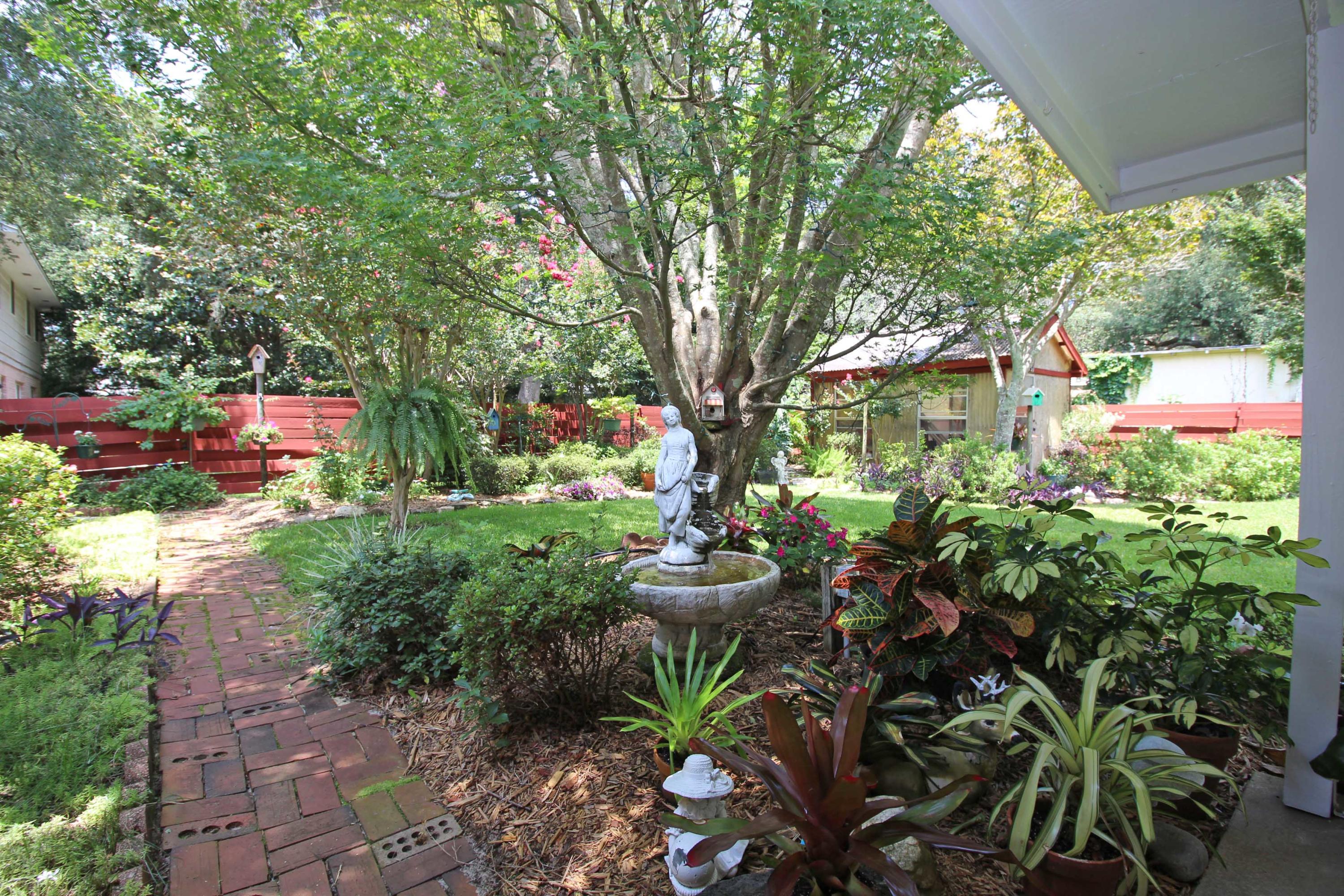 COLONY ESTATES 2ND ADDN - Residential