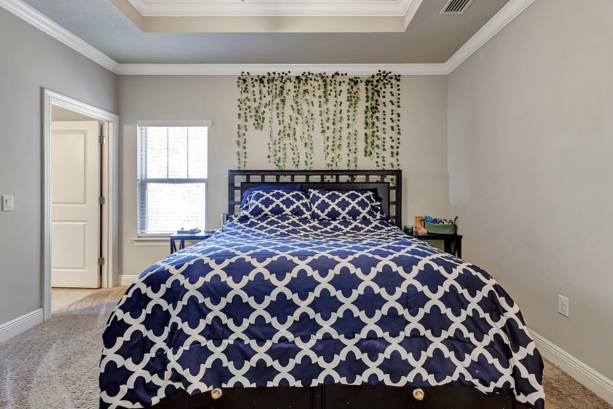 AZALEA ESTATES - Residential Lease