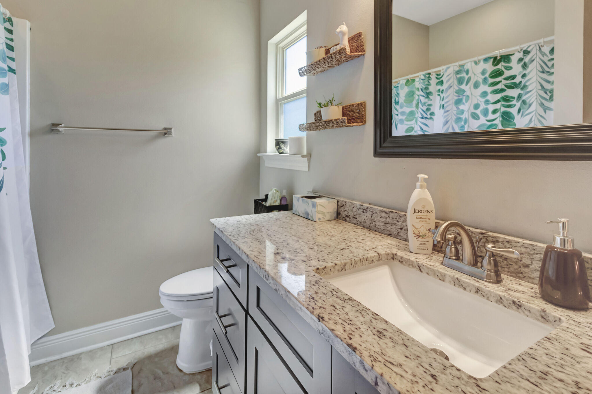 AZALEA ESTATES - Residential Lease