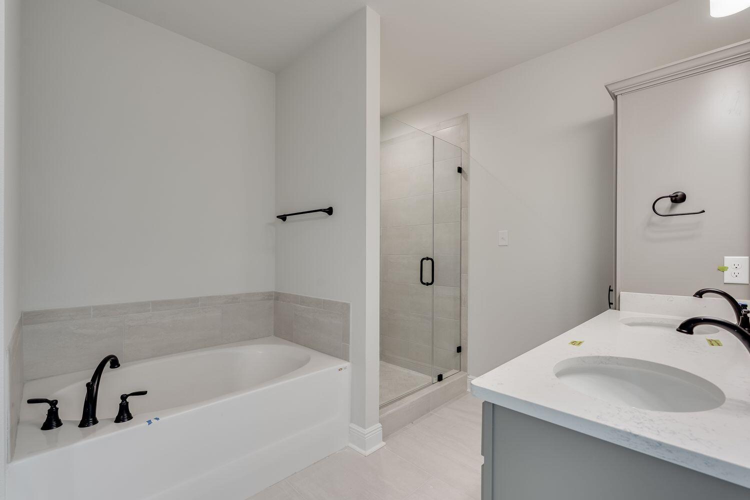 HAMMOCK BAY ( A brand New Subdivision of the Hammock Bay) The Moonswept - Residential Lease