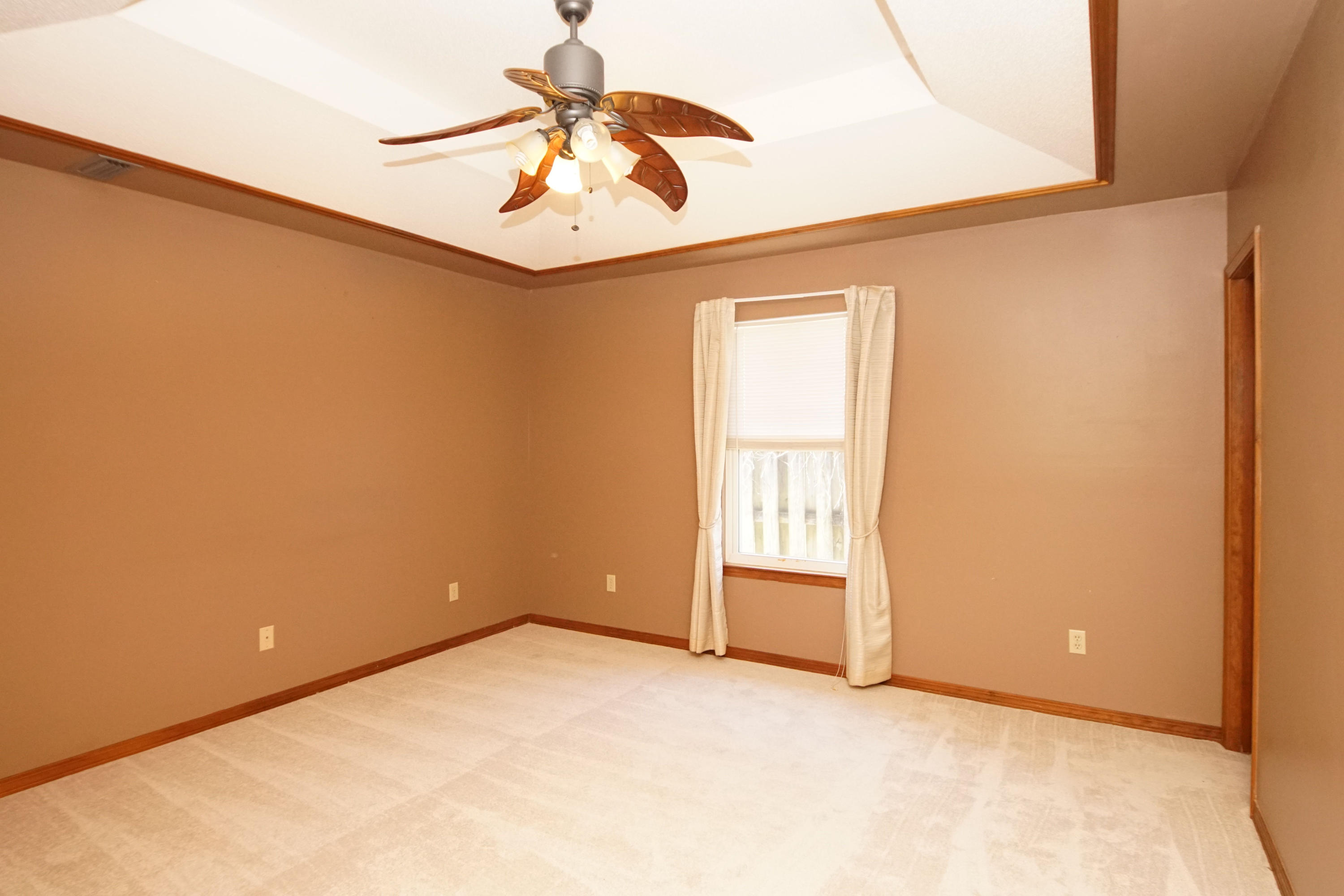 WOODLAND PARK ESTATES - Residential