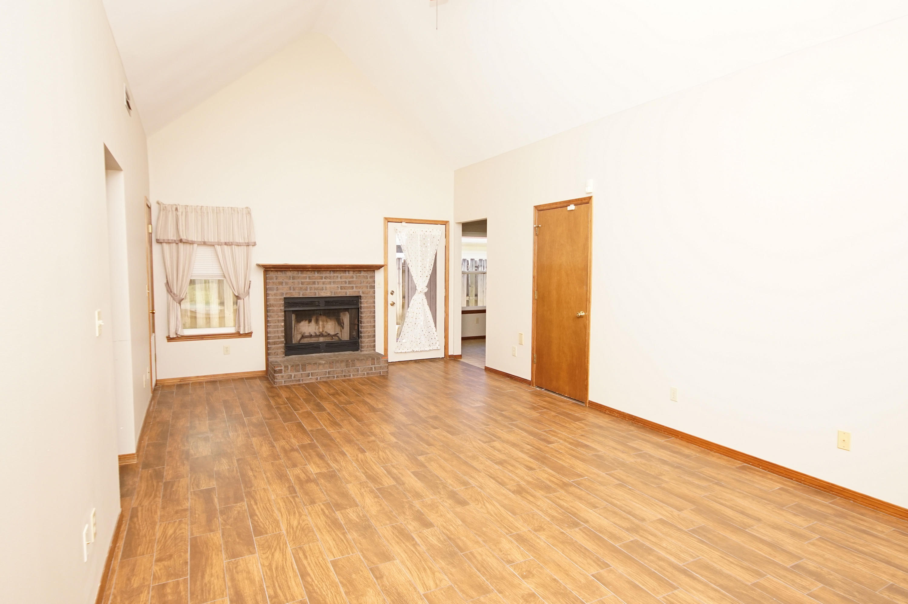 WOODLAND PARK ESTATES - Residential