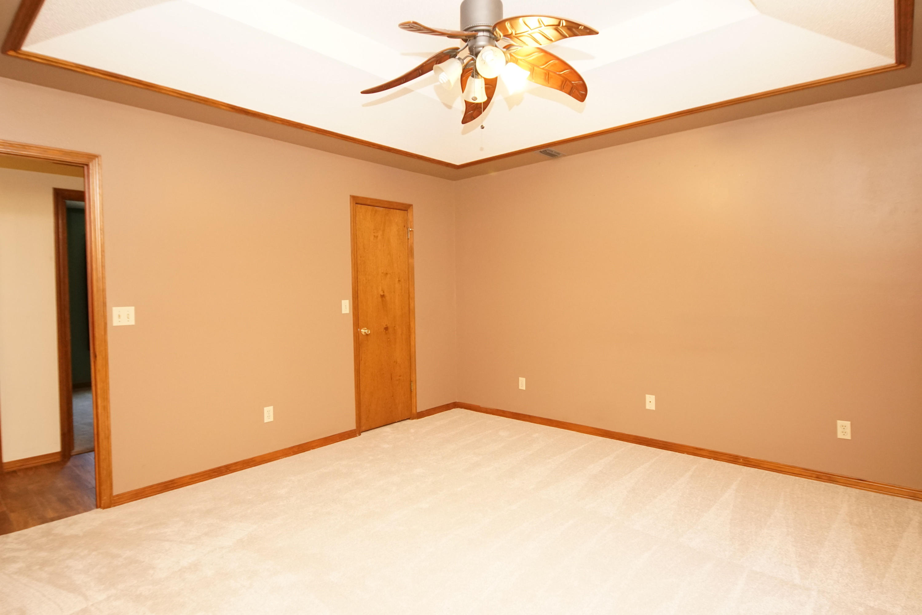 WOODLAND PARK ESTATES - Residential