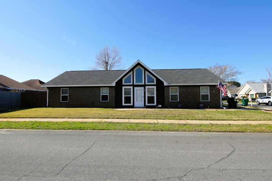 Great Opportunity for a Home located right outside the Gate at Hurlburt Field! Close to Ft Walton Beach and the Okaloosa Island Beaches! Quaint Neighborhood of Woodland Park. This Home features tall ceilings and lots of windows! Corner Lot with Side Entry Garage. Spacious Master Suite. Living Room with Fireplace.Call to See Today!Buyer to verify all measurements.
