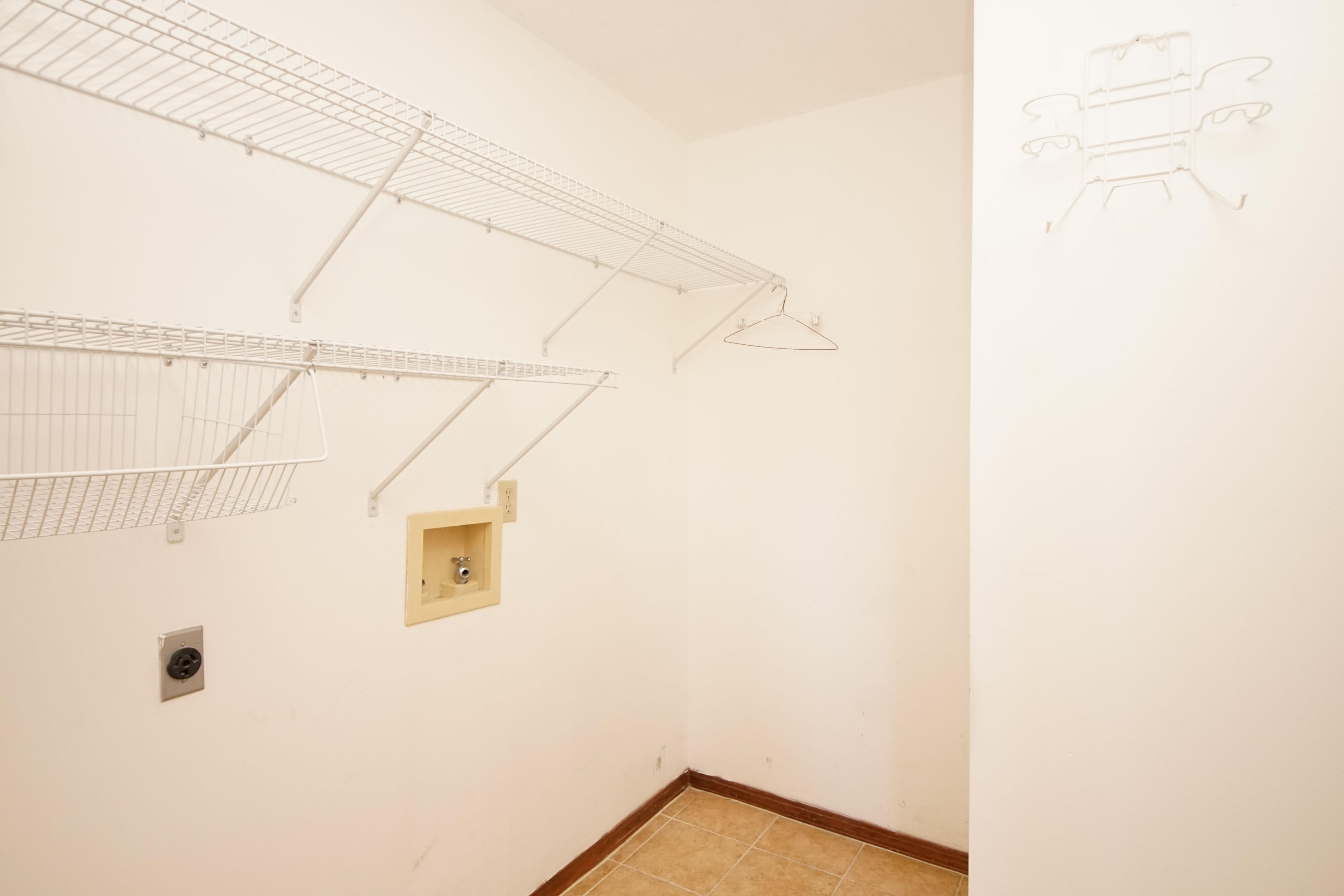 WOODLAND PARK ESTATES - Residential