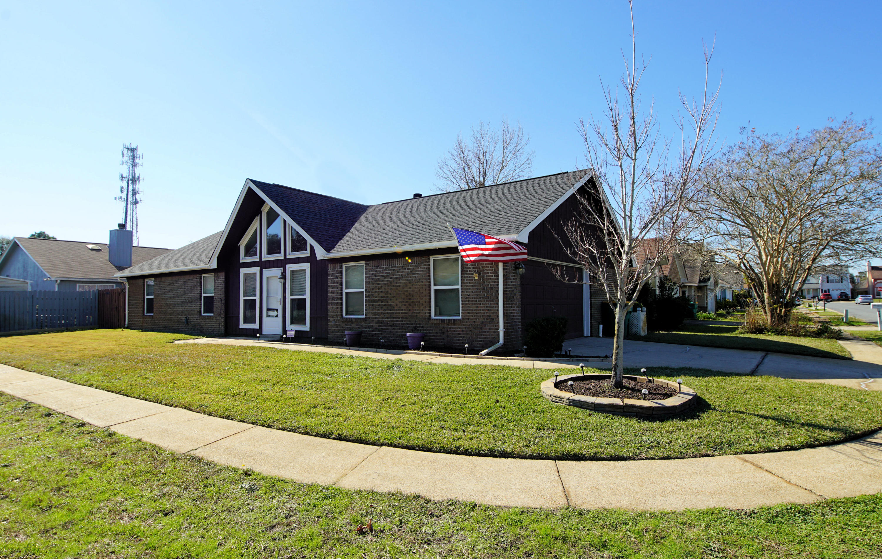 WOODLAND PARK ESTATES - Residential