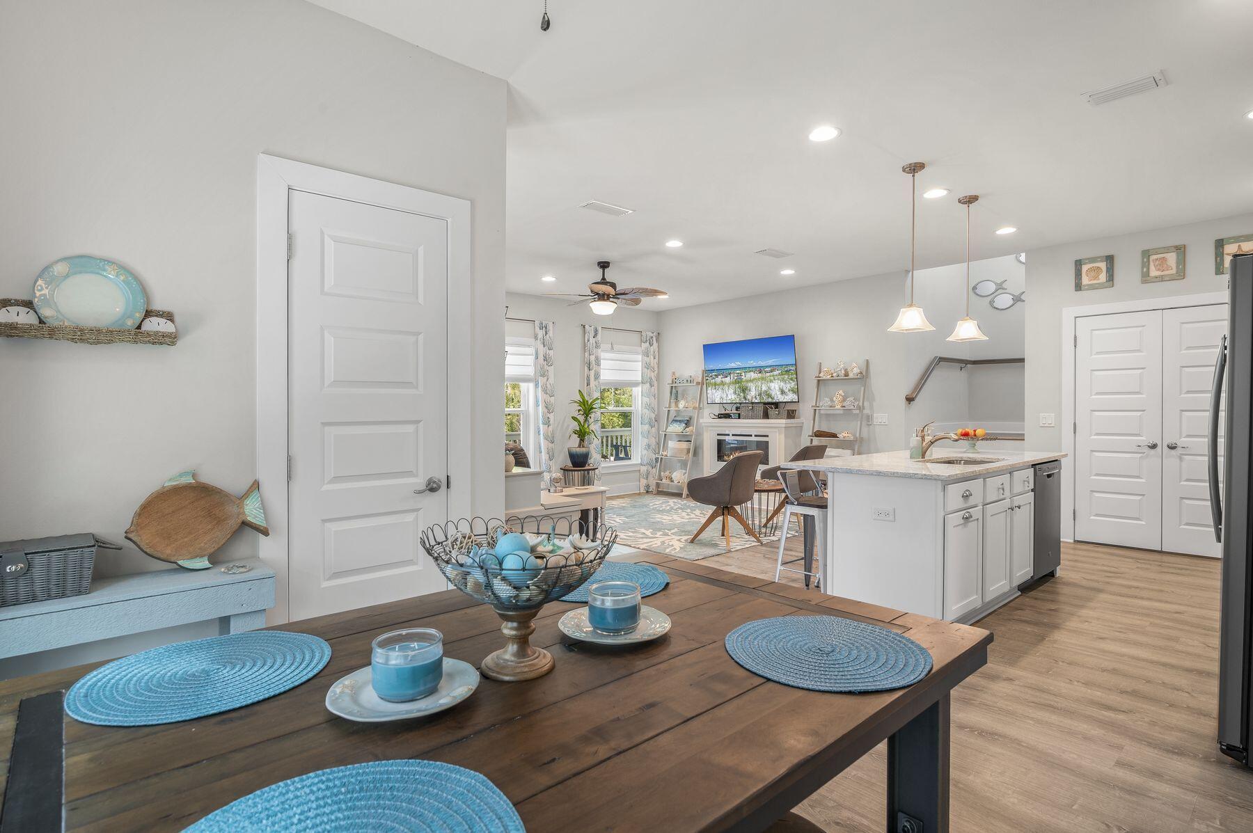 GULF SHORE MANOR - Residential