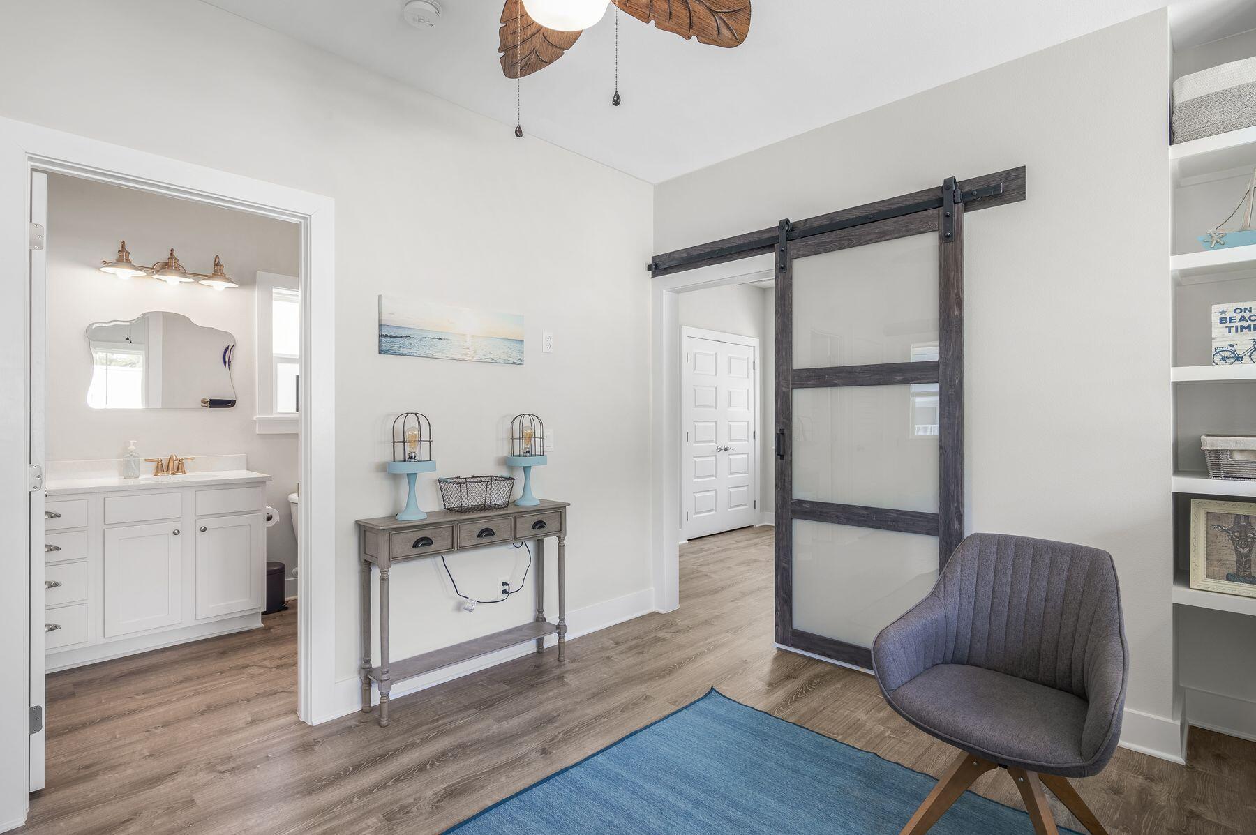 GULF SHORE MANOR - Residential