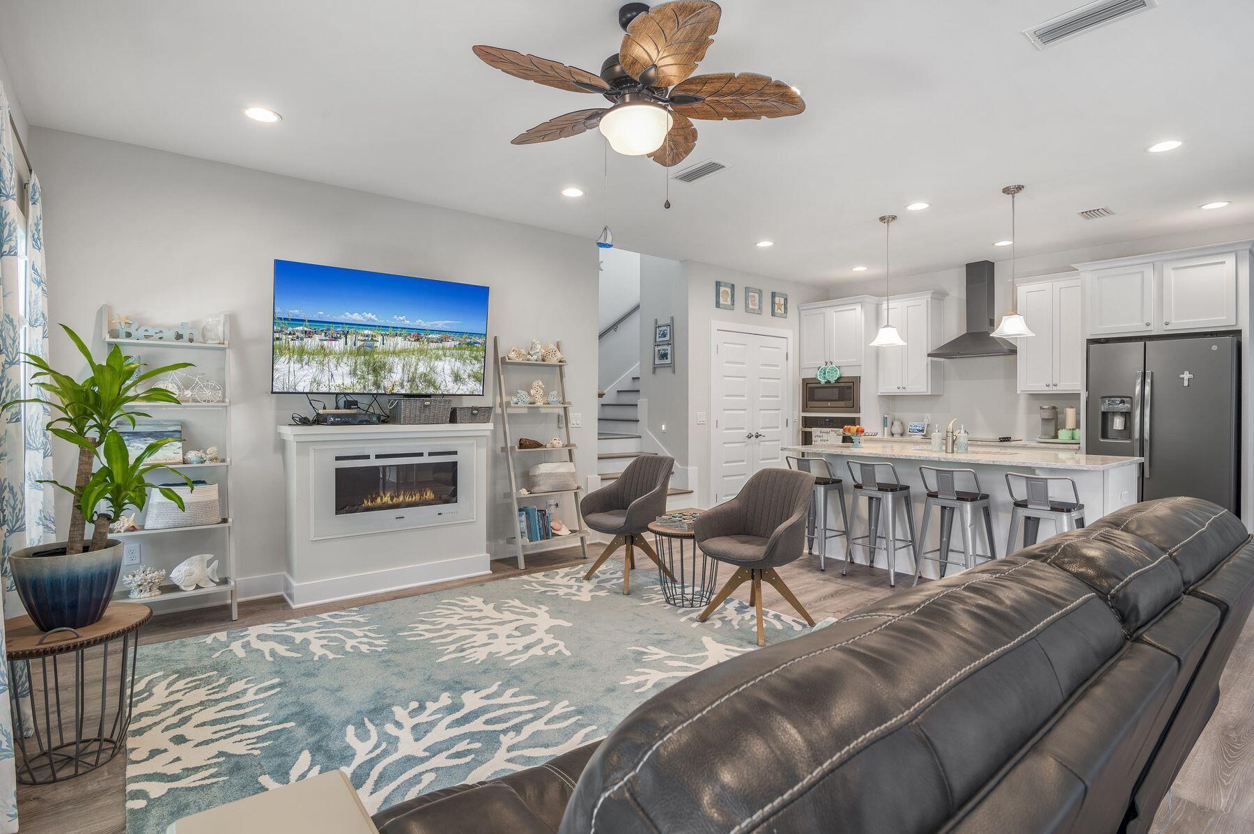 GULF SHORE MANOR - Residential