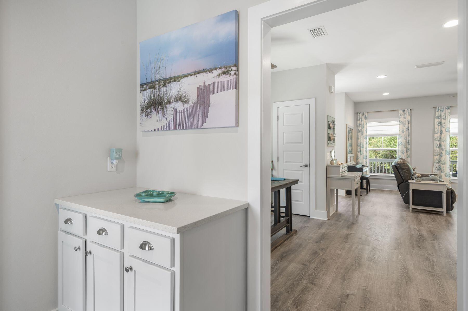 GULF SHORE MANOR - Residential