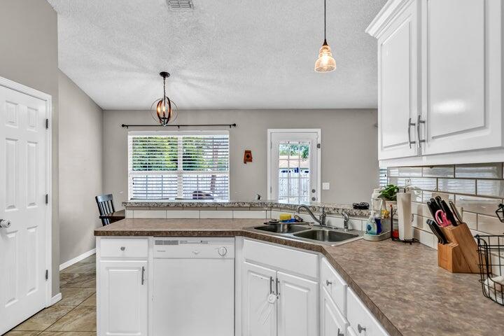 MARION MANOR - Residential