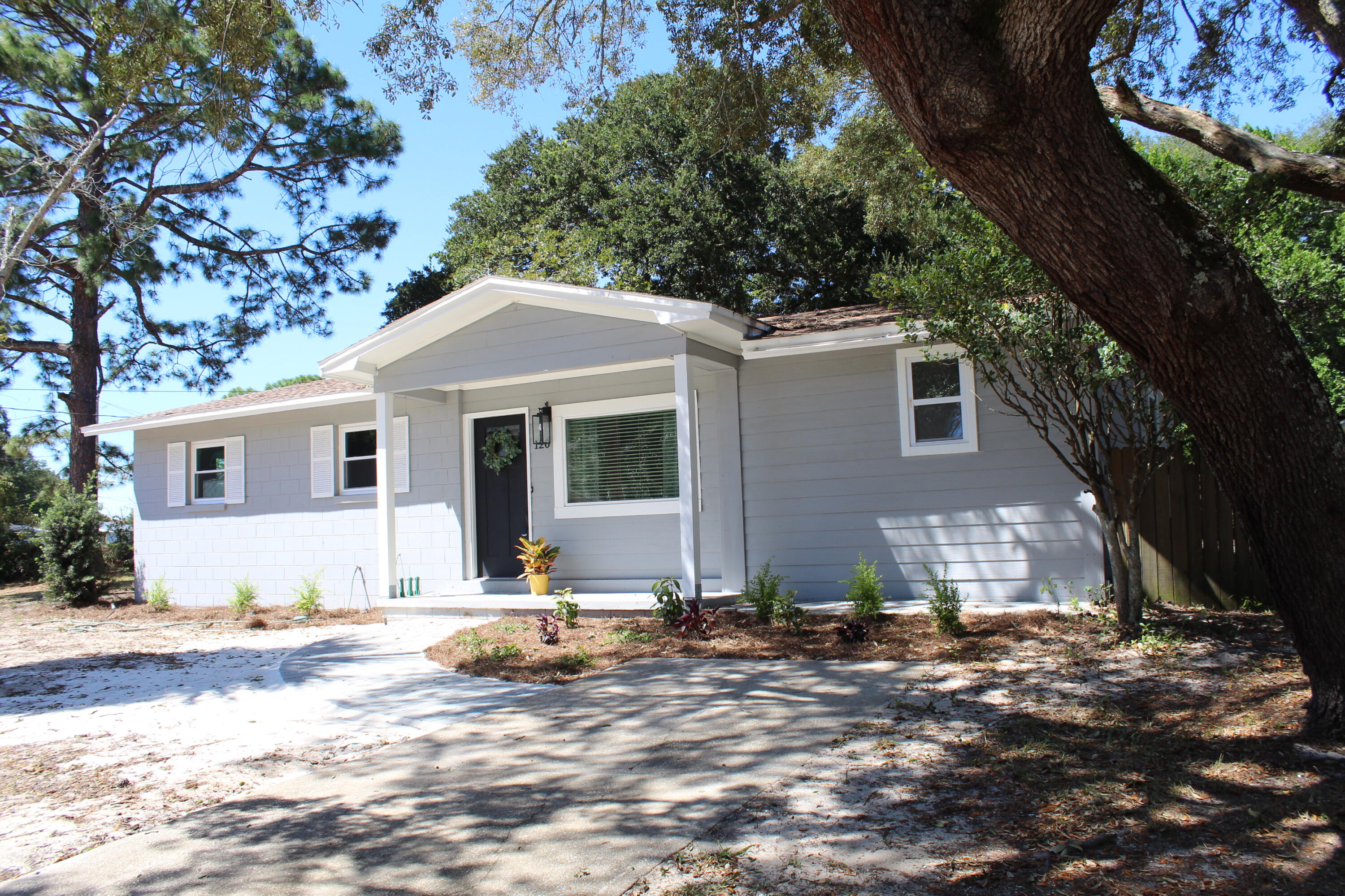 SEABREEZE 6TH ADDN - Residential