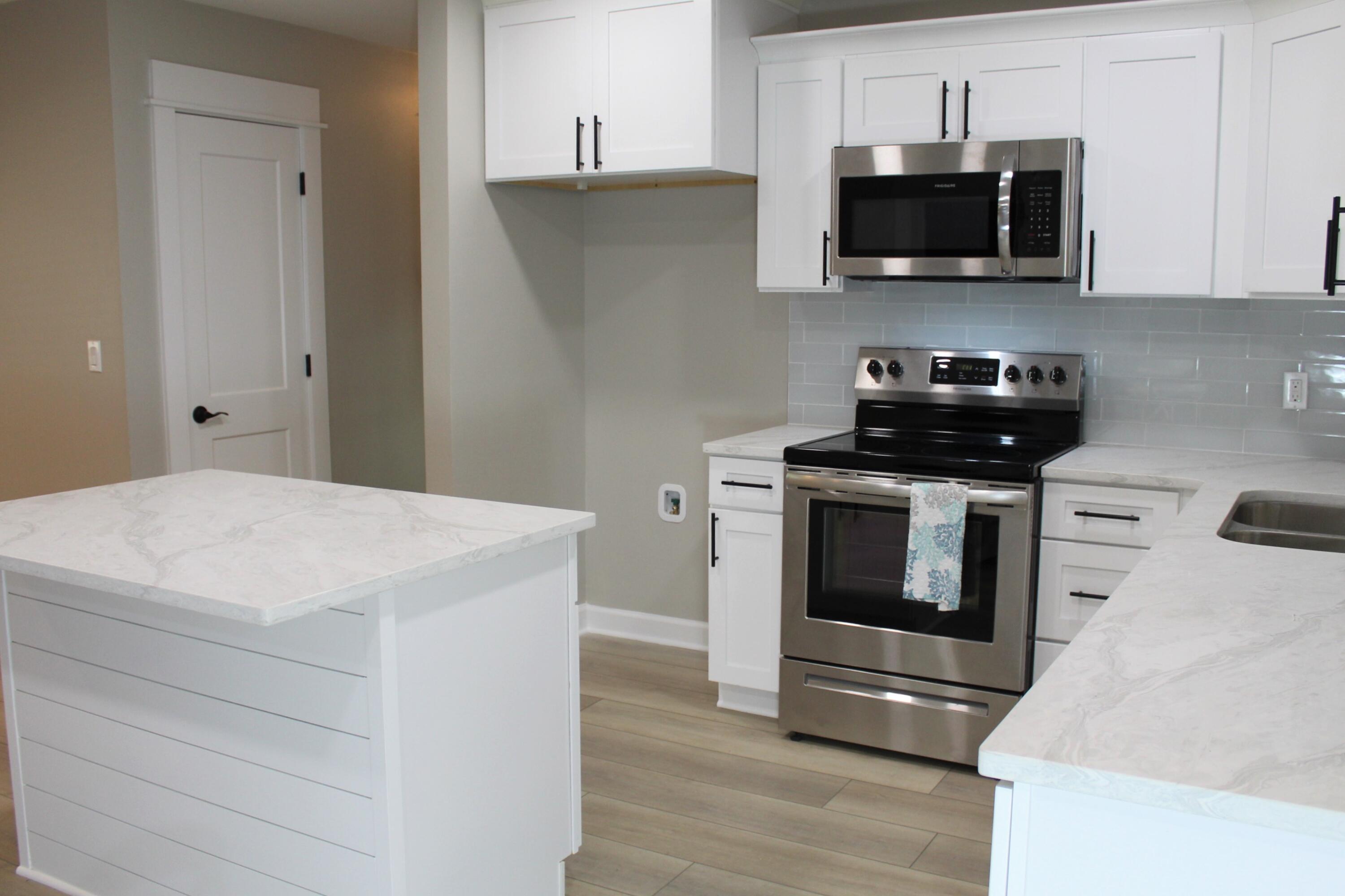 SEABREEZE 6TH ADDN - Residential